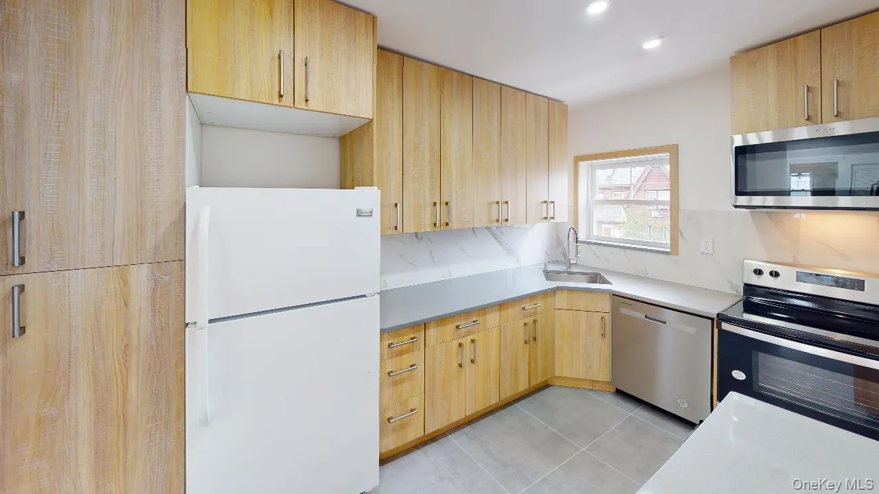 85-13 68th Avenue, New York, NY, 2 Bedrooms Bedrooms, 4 Rooms Rooms,1 BathroomBathrooms,Residential Lease,For Rent,68th,0,1002389 85-13 68th Avenue, New York, NY, 2 Bedrooms Bedrooms, 4 Rooms Rooms,1 BathroomBathrooms,Residential Lease,For Rent,68th,0,1002389