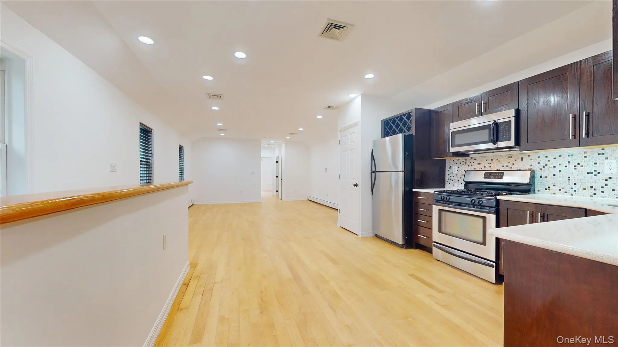 138-15 82nd Drive, New York, NY, 1 Bedroom Bedrooms, 3 Rooms Rooms,1 BathroomBathrooms,Residential Lease,For Rent,82nd,0,1002399 138-15 82nd Drive, New York, NY, 1 Bedroom Bedrooms, 3 Rooms Rooms,1 BathroomBathrooms,Residential Lease,For Rent,82nd,0,1002399