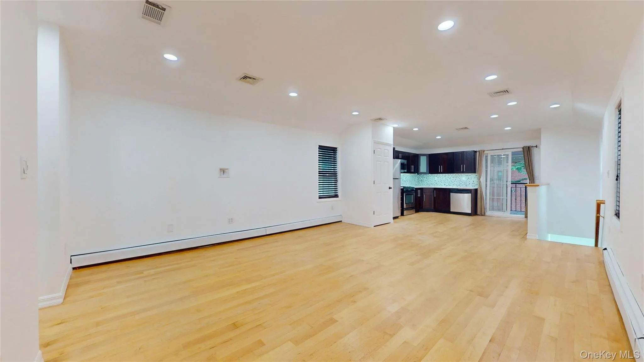 138-15 82nd Drive, New York, NY, 1 Bedroom Bedrooms, 3 Rooms Rooms,1 BathroomBathrooms,Residential Lease,For Rent,82nd,0,1002399 138-15 82nd Drive, New York, NY, 1 Bedroom Bedrooms, 3 Rooms Rooms,1 BathroomBathrooms,Residential Lease,For Rent,82nd,0,1002399