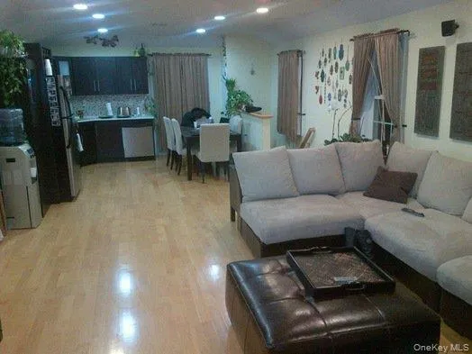 138-15 82nd Drive, New York, NY, 1 Bedroom Bedrooms, 3 Rooms Rooms,1 BathroomBathrooms,Residential Lease,For Rent,82nd,0,1002399 138-15 82nd Drive, New York, NY, 1 Bedroom Bedrooms, 3 Rooms Rooms,1 BathroomBathrooms,Residential Lease,For Rent,82nd,0,1002399