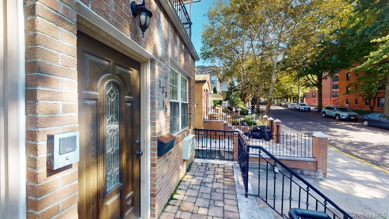 138-15 82nd Drive, New York, NY, 1 Bedroom Bedrooms, 3 Rooms Rooms,1 BathroomBathrooms,Residential Lease,For Rent,82nd,0,1002399 138-15 82nd Drive, New York, NY, 1 Bedroom Bedrooms, 3 Rooms Rooms,1 BathroomBathrooms,Residential Lease,For Rent,82nd,0,1002399