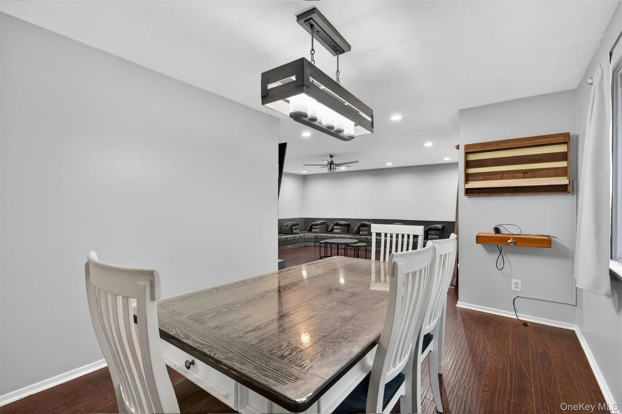 2 Acorn Court, Woodbury, NY, 3 Bedrooms Bedrooms, 11 Rooms Rooms,2 BathroomsBathrooms,Residential,For Rent,Acorn,0,1002400 2 Acorn Court, Woodbury, NY, 3 Bedrooms Bedrooms, 11 Rooms Rooms,2 BathroomsBathrooms,Residential,For Rent,Acorn,0,1002400