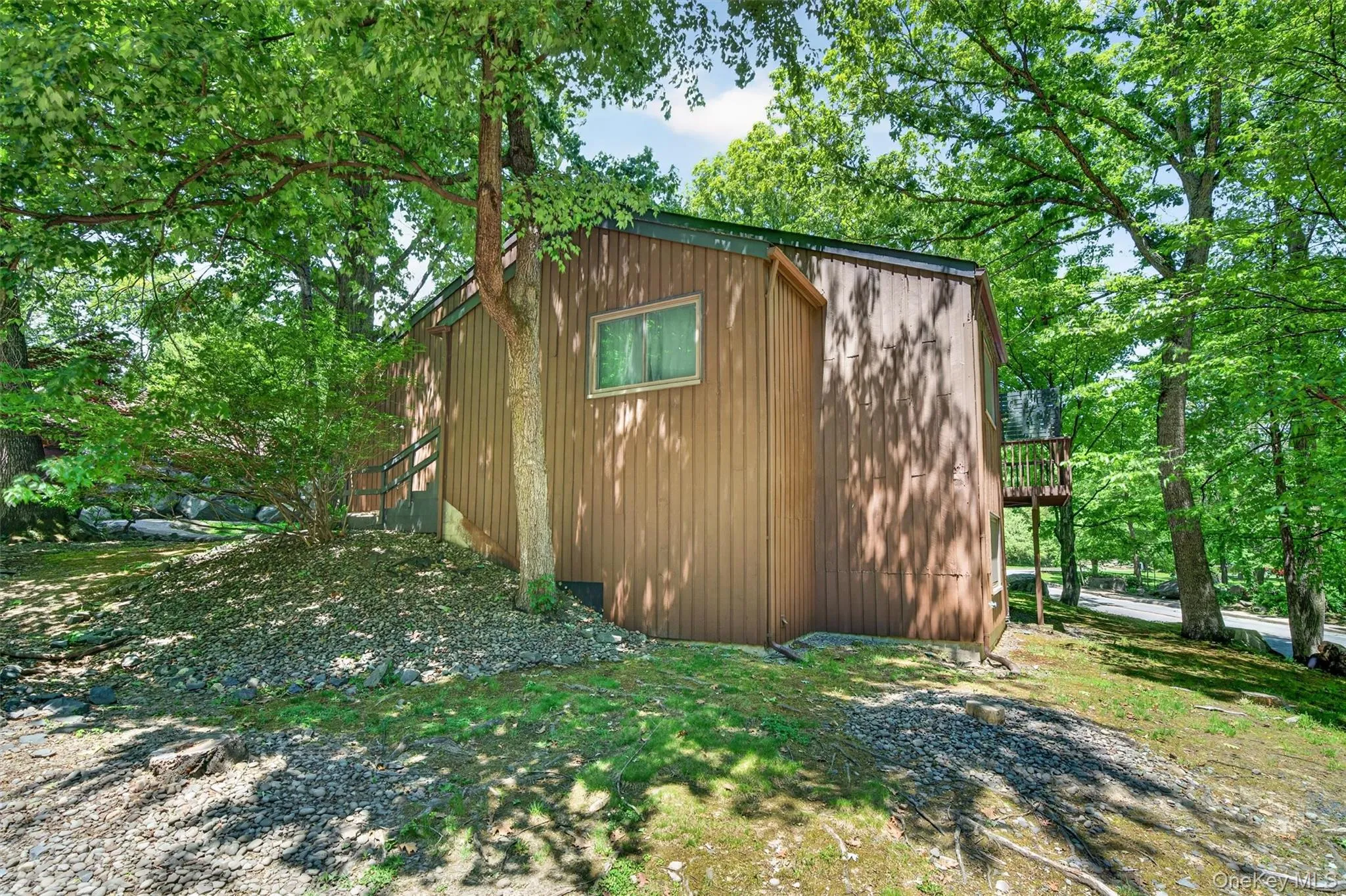 2 Acorn Court, Woodbury, NY, 3 Bedrooms Bedrooms, 11 Rooms Rooms,2 BathroomsBathrooms,Residential,For Rent,Acorn,0,1002400 2 Acorn Court, Woodbury, NY, 3 Bedrooms Bedrooms, 11 Rooms Rooms,2 BathroomsBathrooms,Residential,For Rent,Acorn,0,1002400