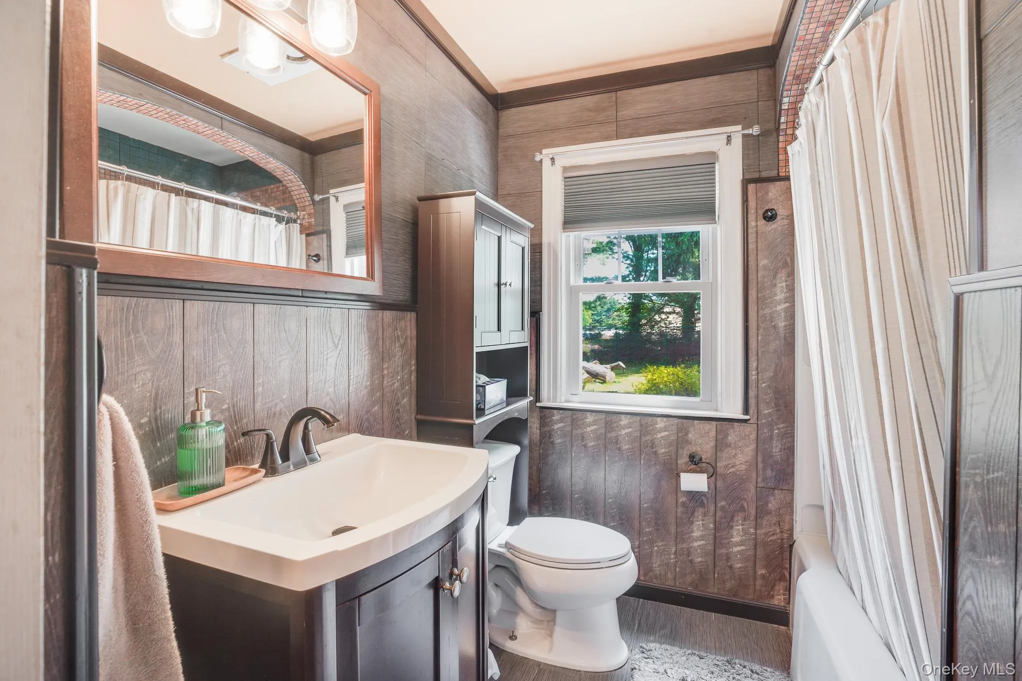 28 Ziegler Avenue, Poughkeepsie (town), NY, 3 Bedrooms Bedrooms, 8 Rooms Rooms,1 BathroomBathrooms,Residential,For Rent,Ziegler,0,1002404 28 Ziegler Avenue, Poughkeepsie (town), NY, 3 Bedrooms Bedrooms, 8 Rooms Rooms,1 BathroomBathrooms,Residential,For Rent,Ziegler,0,1002404