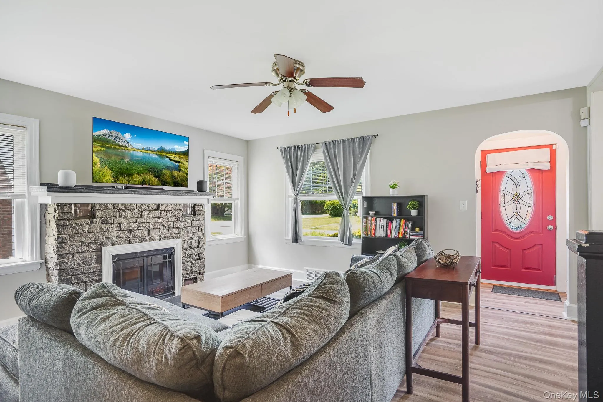 28 Ziegler Avenue, Poughkeepsie (town), NY, 3 Bedrooms Bedrooms, 8 Rooms Rooms,1 BathroomBathrooms,Residential,For Rent,Ziegler,0,1002404 28 Ziegler Avenue, Poughkeepsie (town), NY, 3 Bedrooms Bedrooms, 8 Rooms Rooms,1 BathroomBathrooms,Residential,For Rent,Ziegler,0,1002404