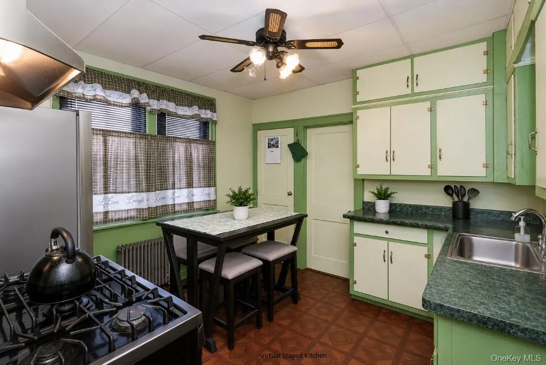 Ai Staged Kitchen to remove Clutter Ai Staged Kitchen to remove Clutter