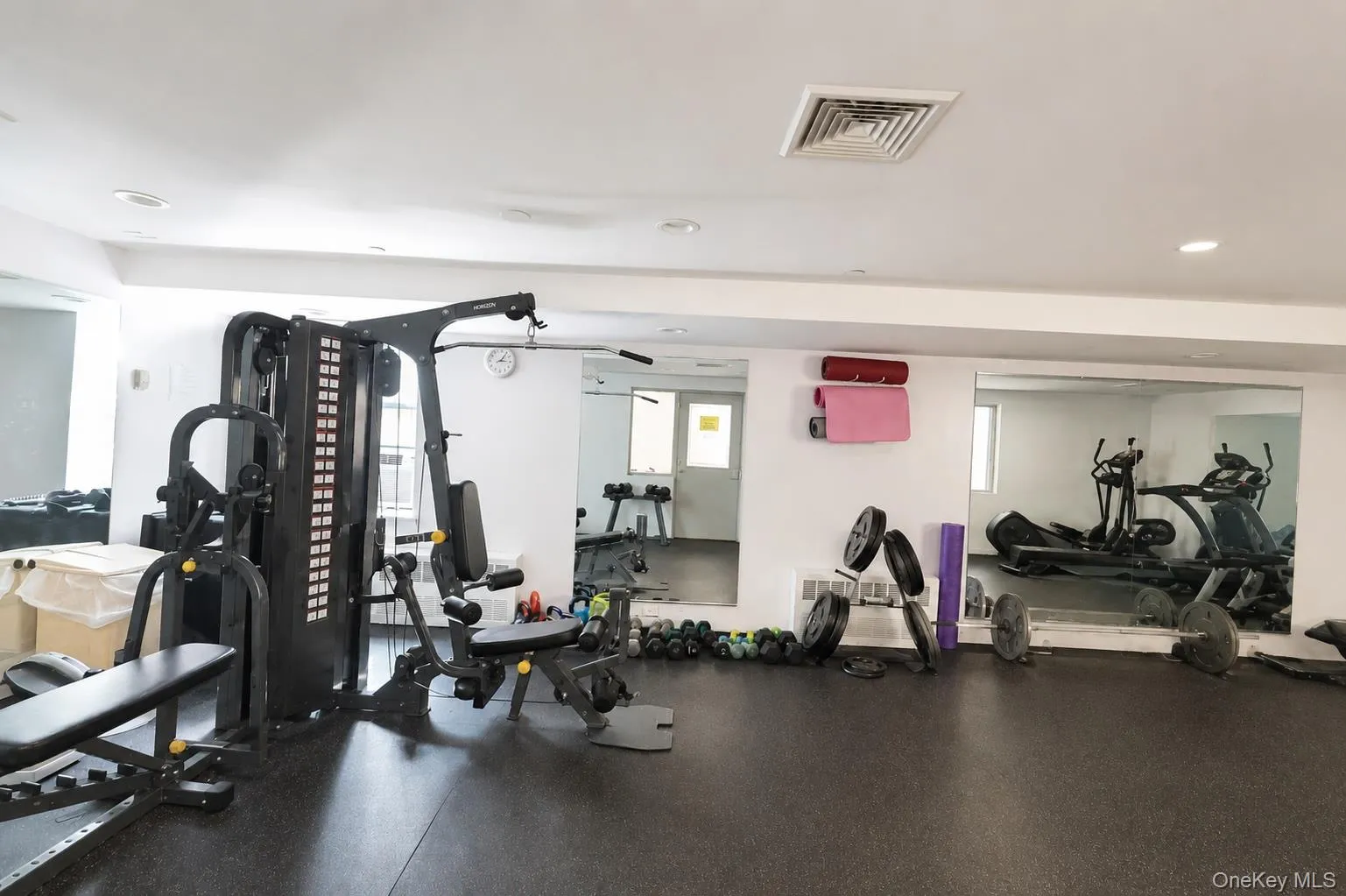 239 148th Street, New York, NY, 3 Bedrooms Bedrooms, 6 Rooms Rooms,1 BathroomBathrooms,Residential,For Rent,148th,0,1002407 239 148th Street, New York, NY, 3 Bedrooms Bedrooms, 6 Rooms Rooms,1 BathroomBathrooms,Residential,For Rent,148th,0,1002407
