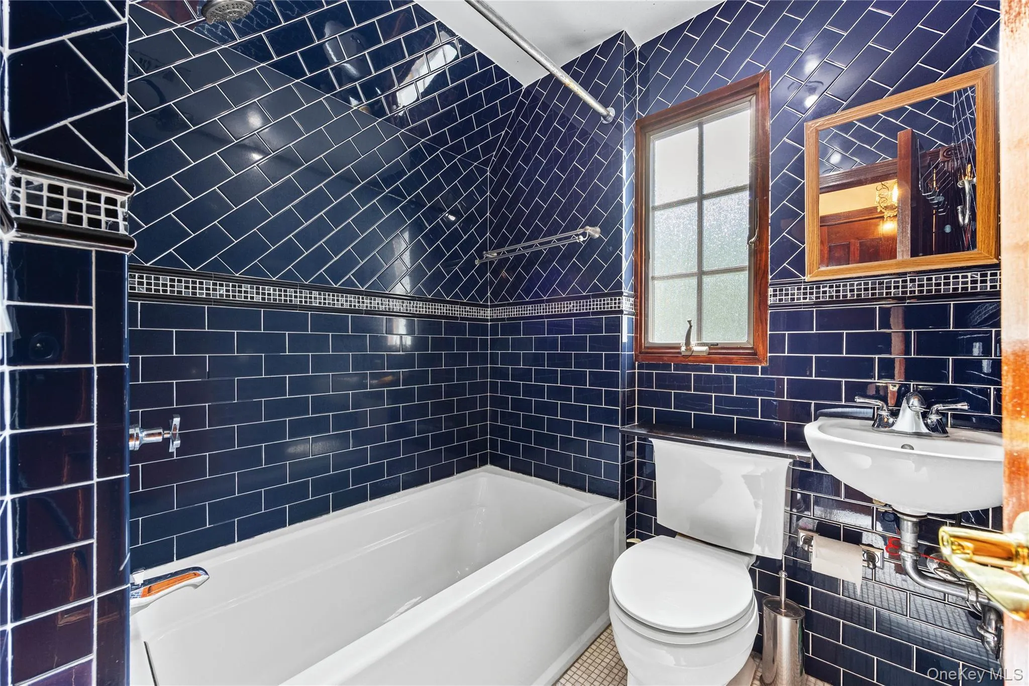 2 Rutland Road, North Hempstead, NY, 6 Bedrooms Bedrooms, 17 Rooms Rooms,4 BathroomsBathrooms,Residential,For Rent,Rutland,0,1002414 2 Rutland Road, North Hempstead, NY, 6 Bedrooms Bedrooms, 17 Rooms Rooms,4 BathroomsBathrooms,Residential,For Rent,Rutland,0,1002414