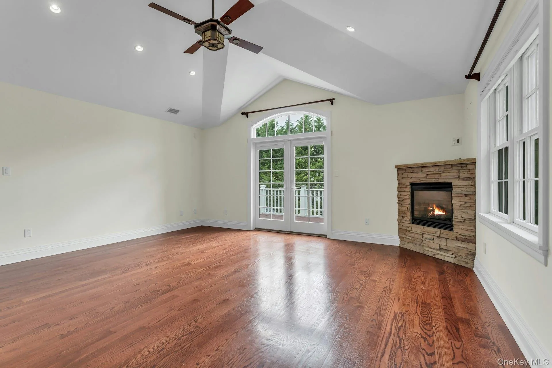 11 Plandome Drive, North Hempstead, NY, 6 Bedrooms Bedrooms, 11 Rooms Rooms,5 BathroomsBathrooms,Residential Lease,For Rent,Plandome,0,1002417 11 Plandome Drive, North Hempstead, NY, 6 Bedrooms Bedrooms, 11 Rooms Rooms,5 BathroomsBathrooms,Residential Lease,For Rent,Plandome,0,1002417