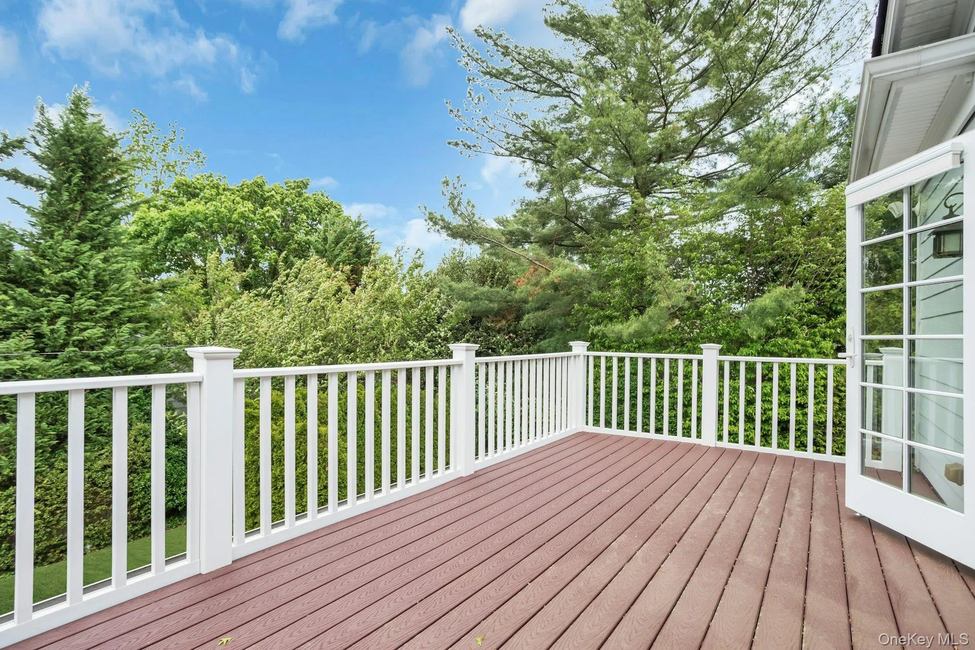 11 Plandome Drive, North Hempstead, NY, 6 Bedrooms Bedrooms, 11 Rooms Rooms,5 BathroomsBathrooms,Residential Lease,For Rent,Plandome,0,1002417 11 Plandome Drive, North Hempstead, NY, 6 Bedrooms Bedrooms, 11 Rooms Rooms,5 BathroomsBathrooms,Residential Lease,For Rent,Plandome,0,1002417