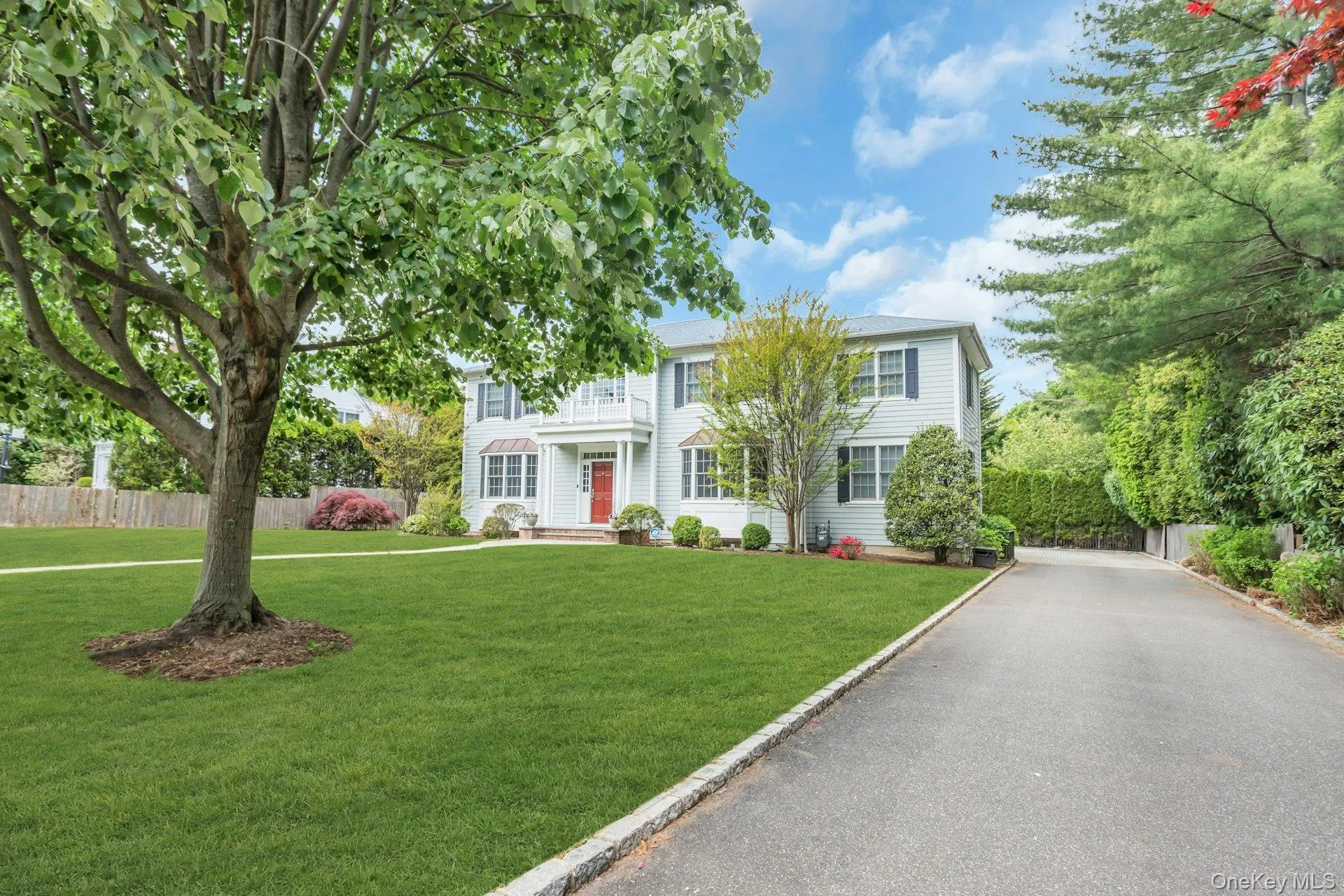 11 Plandome Drive, North Hempstead, NY, 6 Bedrooms Bedrooms, 11 Rooms Rooms,5 BathroomsBathrooms,Residential Lease,For Rent,Plandome,0,1002417 11 Plandome Drive, North Hempstead, NY, 6 Bedrooms Bedrooms, 11 Rooms Rooms,5 BathroomsBathrooms,Residential Lease,For Rent,Plandome,0,1002417