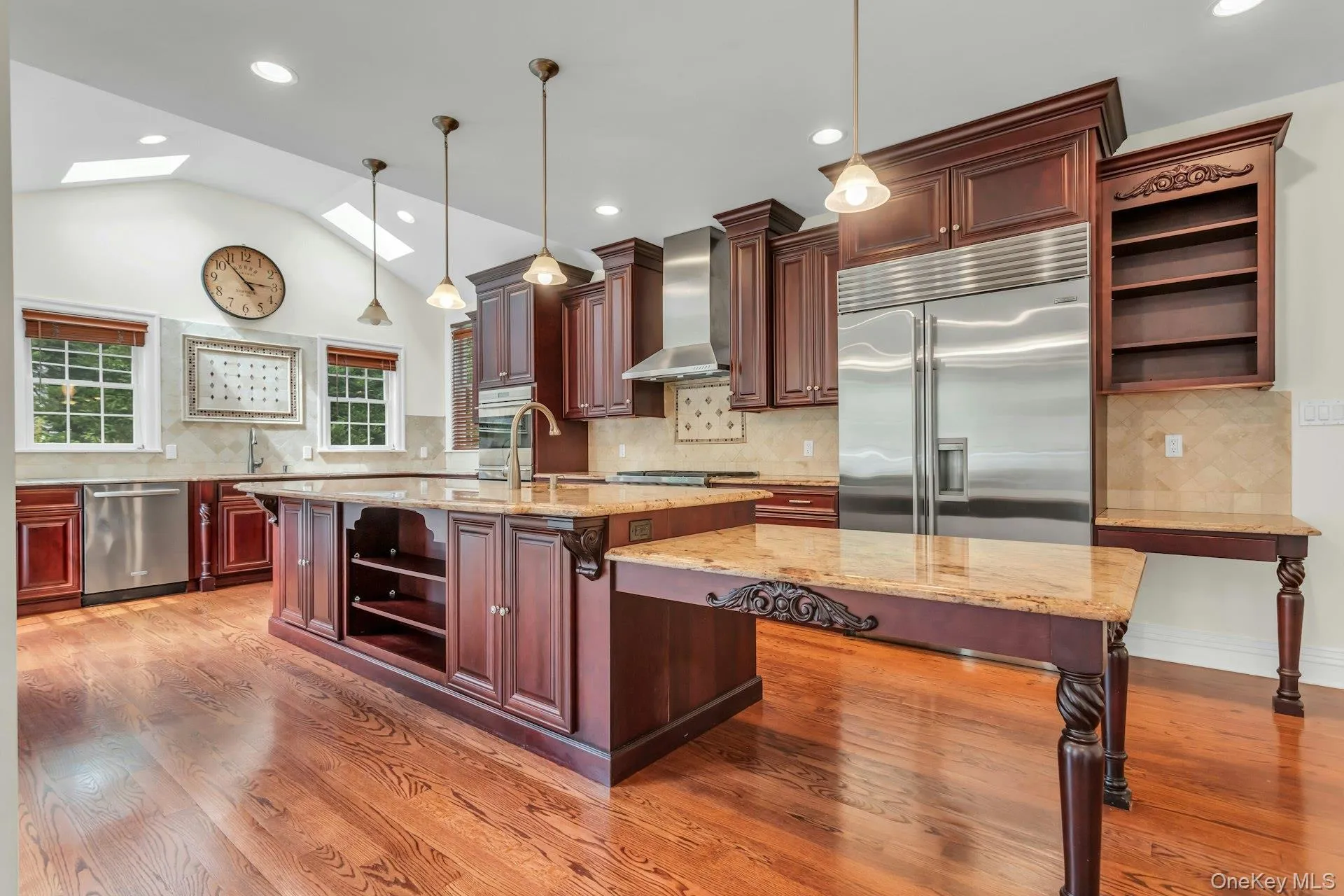 11 Plandome Drive, North Hempstead, NY, 6 Bedrooms Bedrooms, 11 Rooms Rooms,5 BathroomsBathrooms,Residential Lease,For Rent,Plandome,0,1002417 11 Plandome Drive, North Hempstead, NY, 6 Bedrooms Bedrooms, 11 Rooms Rooms,5 BathroomsBathrooms,Residential Lease,For Rent,Plandome,0,1002417