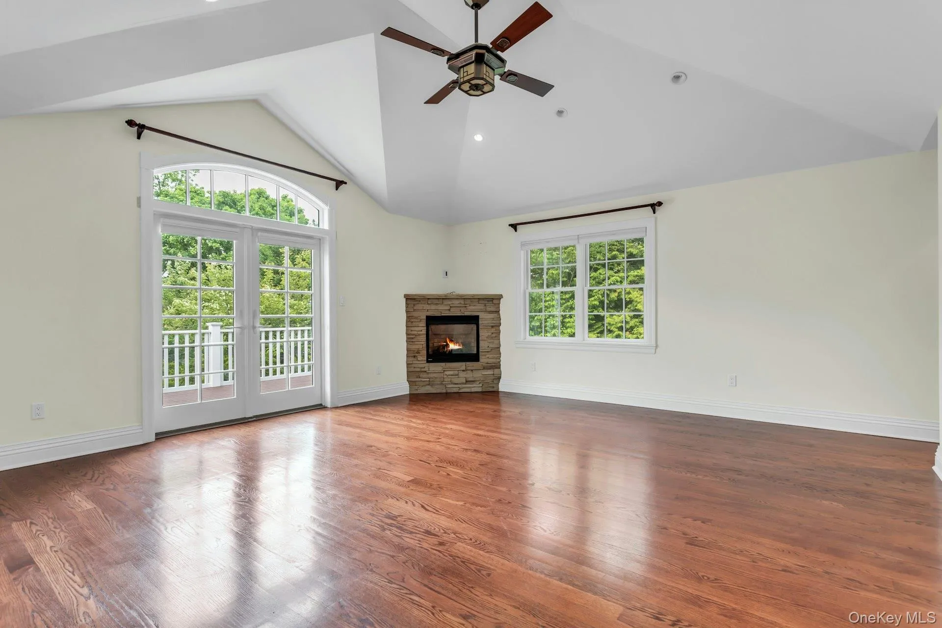 11 Plandome Drive, North Hempstead, NY, 6 Bedrooms Bedrooms, 11 Rooms Rooms,5 BathroomsBathrooms,Residential Lease,For Rent,Plandome,0,1002417 11 Plandome Drive, North Hempstead, NY, 6 Bedrooms Bedrooms, 11 Rooms Rooms,5 BathroomsBathrooms,Residential Lease,For Rent,Plandome,0,1002417