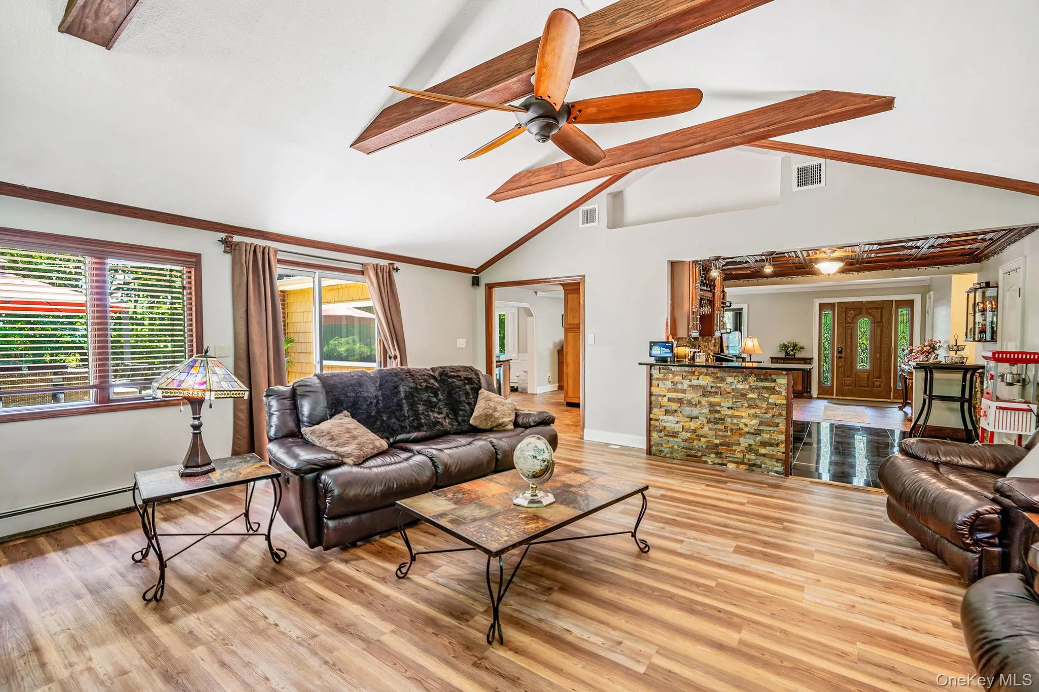 5 Valerie Court, Brookhaven, NY, 3 Bedrooms Bedrooms, 8 Rooms Rooms,3 BathroomsBathrooms,Residential Sale,For Rent,Valerie,0,1002420 5 Valerie Court, Brookhaven, NY, 3 Bedrooms Bedrooms, 8 Rooms Rooms,3 BathroomsBathrooms,Residential Sale,For Rent,Valerie,0,1002420