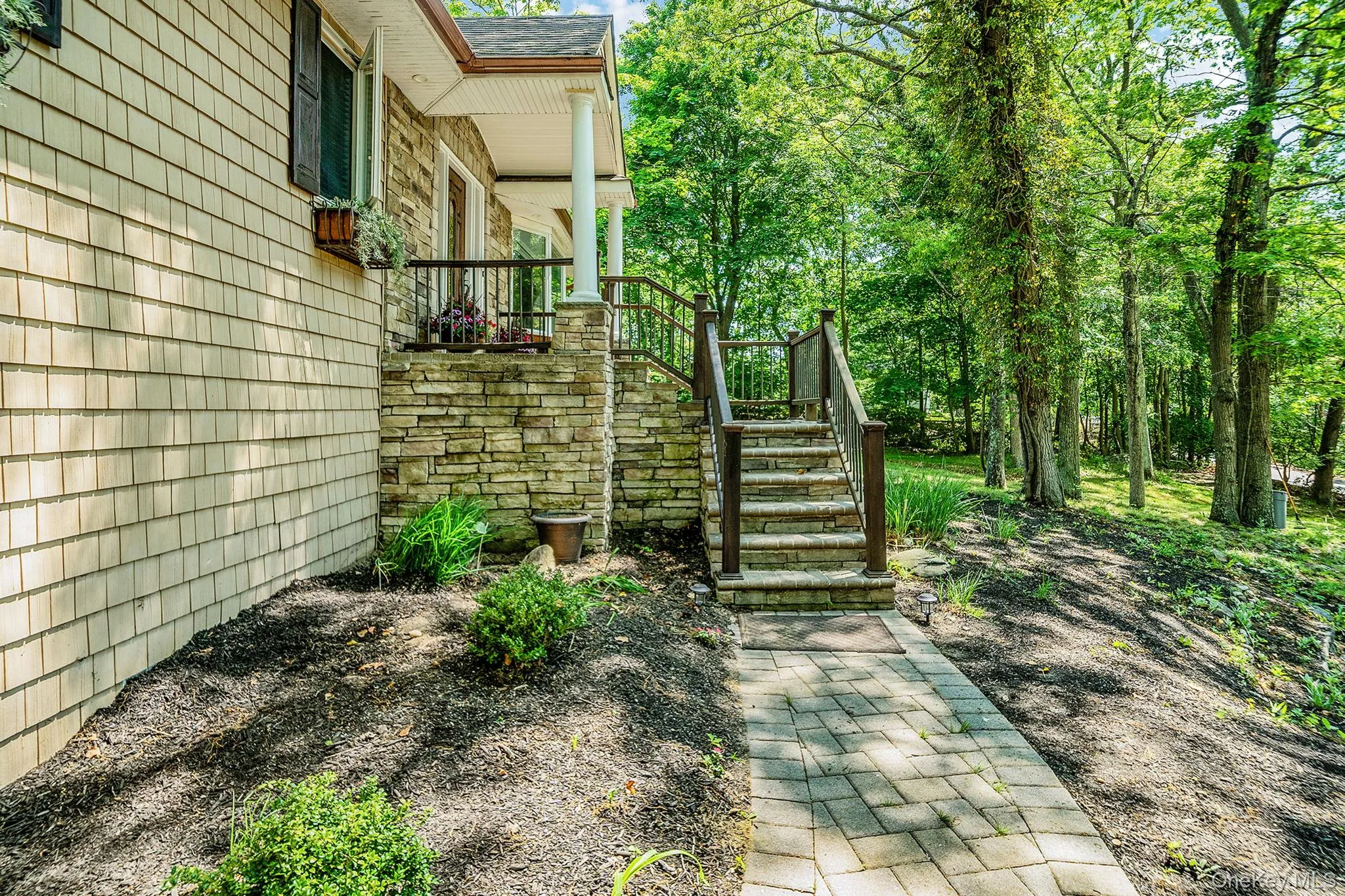 5 Valerie Court, Brookhaven, NY, 3 Bedrooms Bedrooms, 8 Rooms Rooms,3 BathroomsBathrooms,Residential Sale,For Rent,Valerie,0,1002420 5 Valerie Court, Brookhaven, NY, 3 Bedrooms Bedrooms, 8 Rooms Rooms,3 BathroomsBathrooms,Residential Sale,For Rent,Valerie,0,1002420
