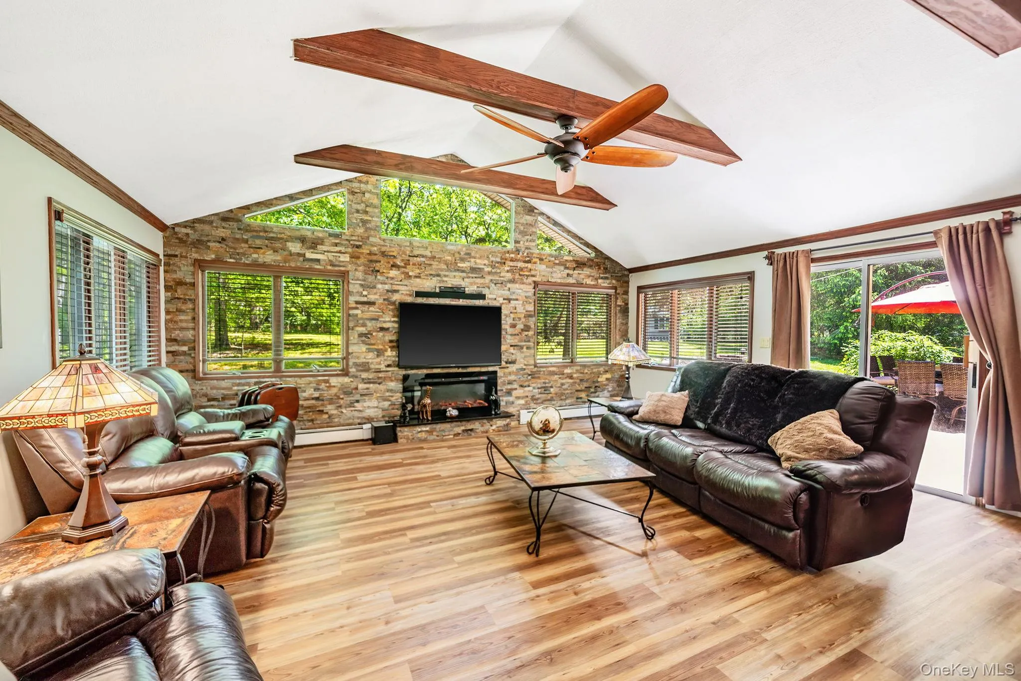 5 Valerie Court, Brookhaven, NY, 3 Bedrooms Bedrooms, 8 Rooms Rooms,3 BathroomsBathrooms,Residential Sale,For Rent,Valerie,0,1002420 5 Valerie Court, Brookhaven, NY, 3 Bedrooms Bedrooms, 8 Rooms Rooms,3 BathroomsBathrooms,Residential Sale,For Rent,Valerie,0,1002420