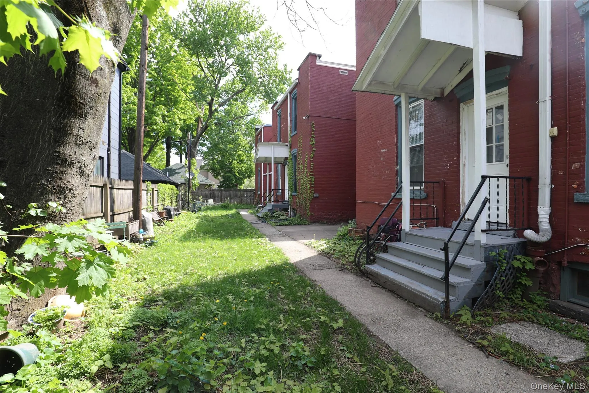 141 Saint James Street, Kingston, NY, 1 Bedroom Bedrooms, 3 Rooms Rooms,1 BathroomBathrooms,Residential Lease,For Rent,Saint James,0,1002430 141 Saint James Street, Kingston, NY, 1 Bedroom Bedrooms, 3 Rooms Rooms,1 BathroomBathrooms,Residential Lease,For Rent,Saint James,0,1002430