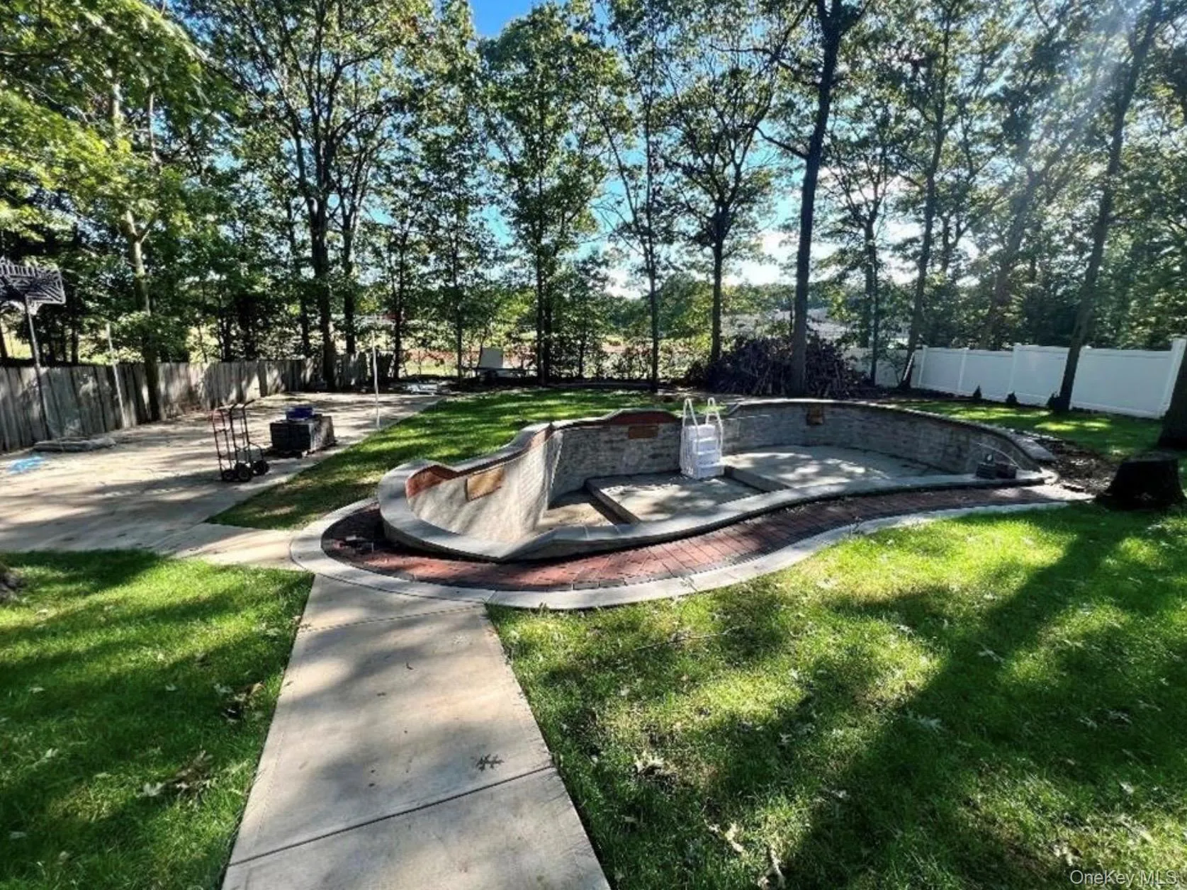 39 Independence Way, Brookhaven, NY, 6 Bedrooms Bedrooms, 17 Rooms Rooms,4 BathroomsBathrooms,Residential,For Rent,Independence,0,1002432 39 Independence Way, Brookhaven, NY, 6 Bedrooms Bedrooms, 17 Rooms Rooms,4 BathroomsBathrooms,Residential,For Rent,Independence,0,1002432