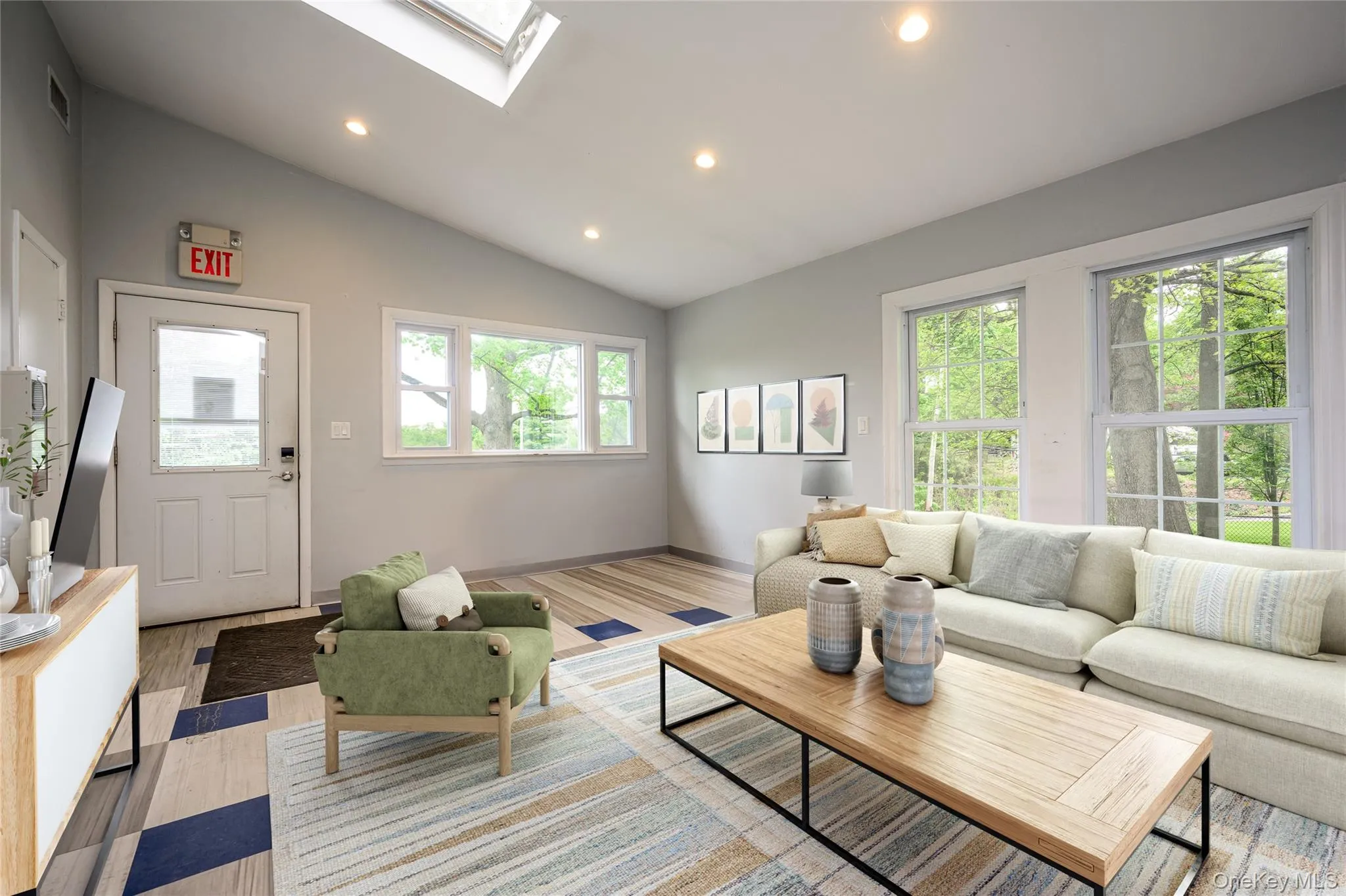 Living/Dining Room - Virtually staged Living/Dining Room - Virtually staged