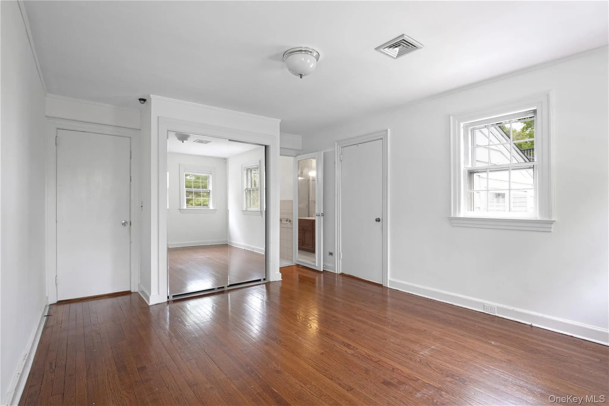 6 Raven Way, Mount Pleasant, NY, 4 Bedrooms Bedrooms, 10 Rooms Rooms,4 BathroomsBathrooms,Residential Lease,For Rent,Raven,0,1002439 6 Raven Way, Mount Pleasant, NY, 4 Bedrooms Bedrooms, 10 Rooms Rooms,4 BathroomsBathrooms,Residential Lease,For Rent,Raven,0,1002439