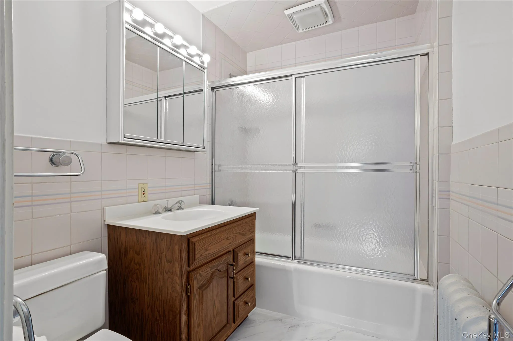6 Raven Way, Mount Pleasant, NY, 4 Bedrooms Bedrooms, 10 Rooms Rooms,4 BathroomsBathrooms,Residential Lease,For Rent,Raven,0,1002439 6 Raven Way, Mount Pleasant, NY, 4 Bedrooms Bedrooms, 10 Rooms Rooms,4 BathroomsBathrooms,Residential Lease,For Rent,Raven,0,1002439