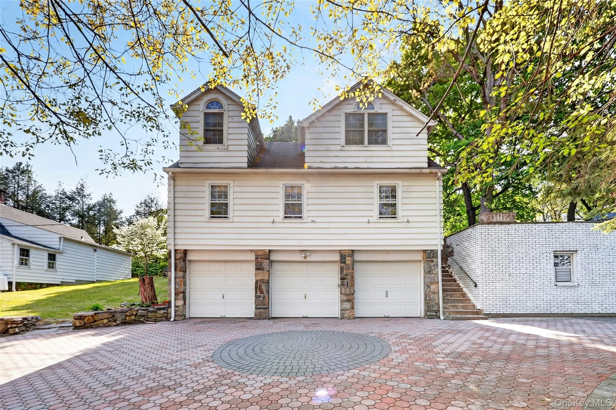 6 Raven Way, Mount Pleasant, NY, 4 Bedrooms Bedrooms, 10 Rooms Rooms,4 BathroomsBathrooms,Residential Lease,For Rent,Raven,0,1002439 6 Raven Way, Mount Pleasant, NY, 4 Bedrooms Bedrooms, 10 Rooms Rooms,4 BathroomsBathrooms,Residential Lease,For Rent,Raven,0,1002439