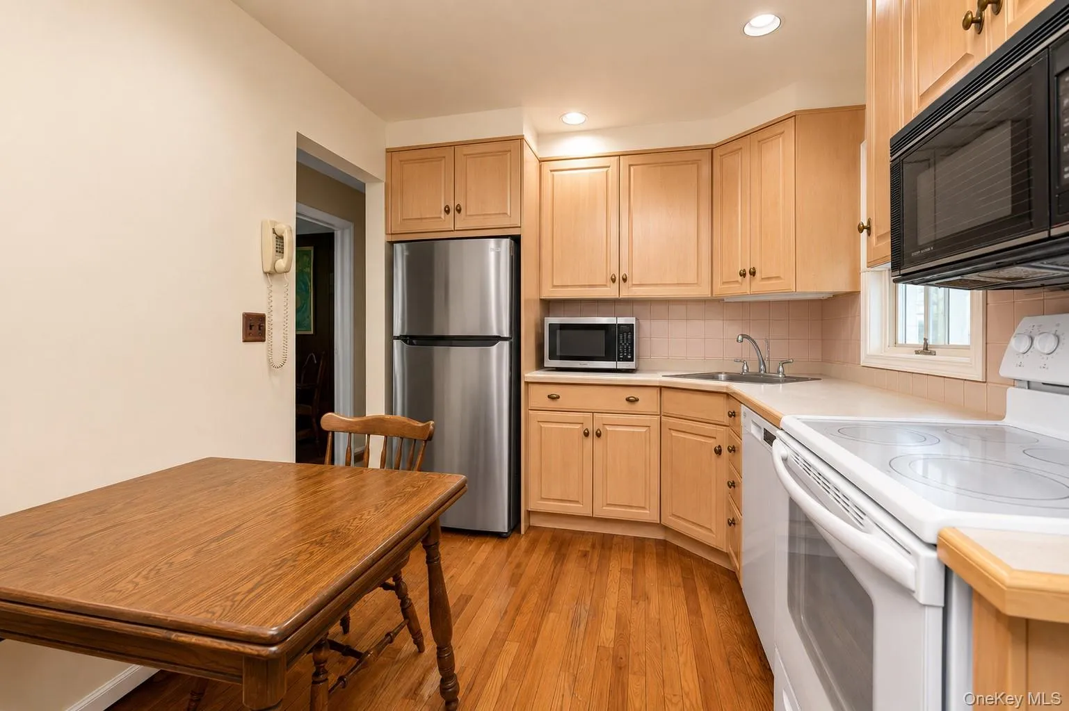 668 Mead Terrace, Hempstead, NY, 4 Bedrooms Bedrooms, 8 Rooms Rooms,2 BathroomsBathrooms,Residential,For Rent,Mead,0,1002440 668 Mead Terrace, Hempstead, NY, 4 Bedrooms Bedrooms, 8 Rooms Rooms,2 BathroomsBathrooms,Residential,For Rent,Mead,0,1002440