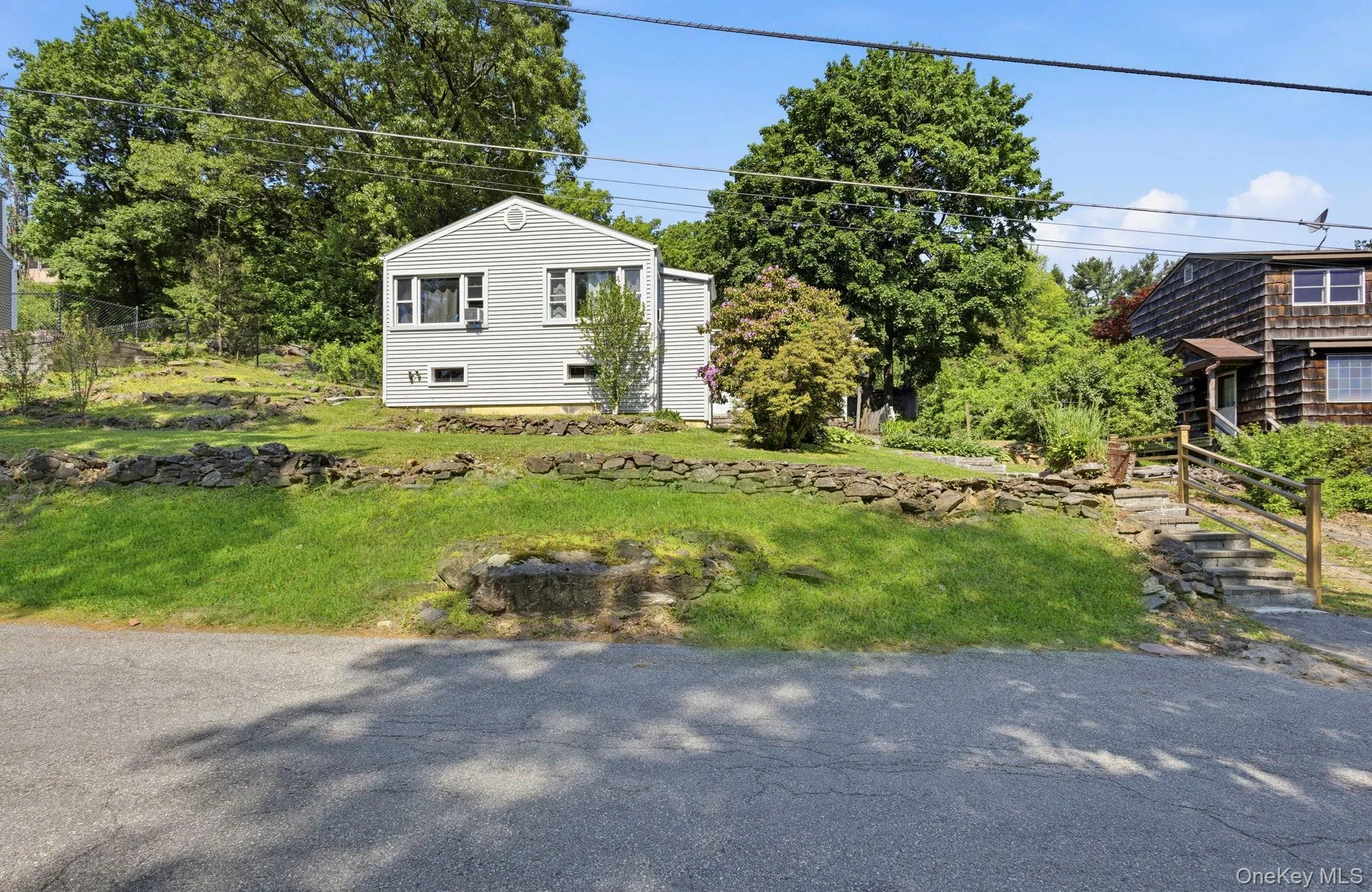 21 Mary Avenue, Carmel, NY, 3 Bedrooms Bedrooms, 5 Rooms Rooms,1 BathroomBathrooms,Residential,For Rent,Mary,0,1002441 21 Mary Avenue, Carmel, NY, 3 Bedrooms Bedrooms, 5 Rooms Rooms,1 BathroomBathrooms,Residential,For Rent,Mary,0,1002441