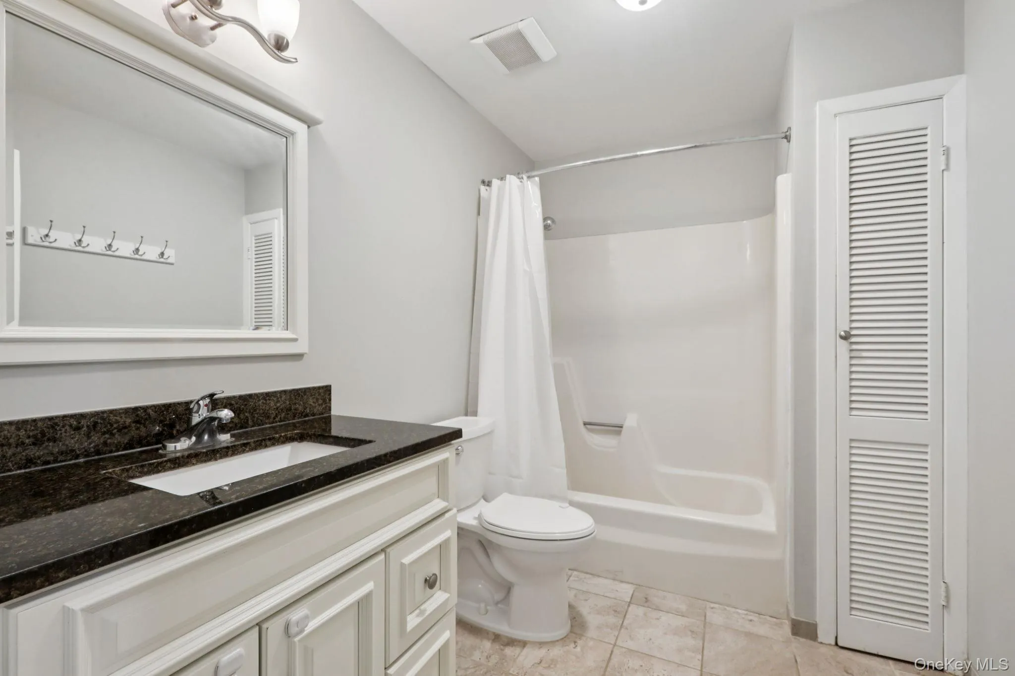 2nd floor bathroom ~ guests or extended family have their private space 2nd floor bathroom ~ guests or extended family have their private space