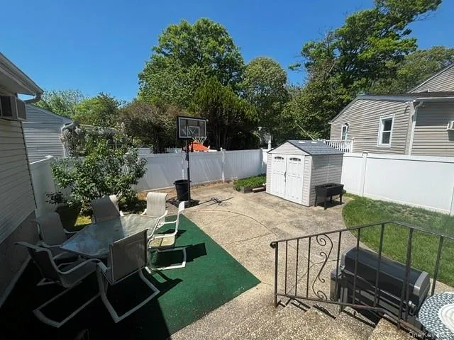 185 Audley Court, Babylon, NY, 3 Bedrooms Bedrooms, 7 Rooms Rooms,1 BathroomBathrooms,Residential,For Rent,Audley,0,1002450 185 Audley Court, Babylon, NY, 3 Bedrooms Bedrooms, 7 Rooms Rooms,1 BathroomBathrooms,Residential,For Rent,Audley,0,1002450