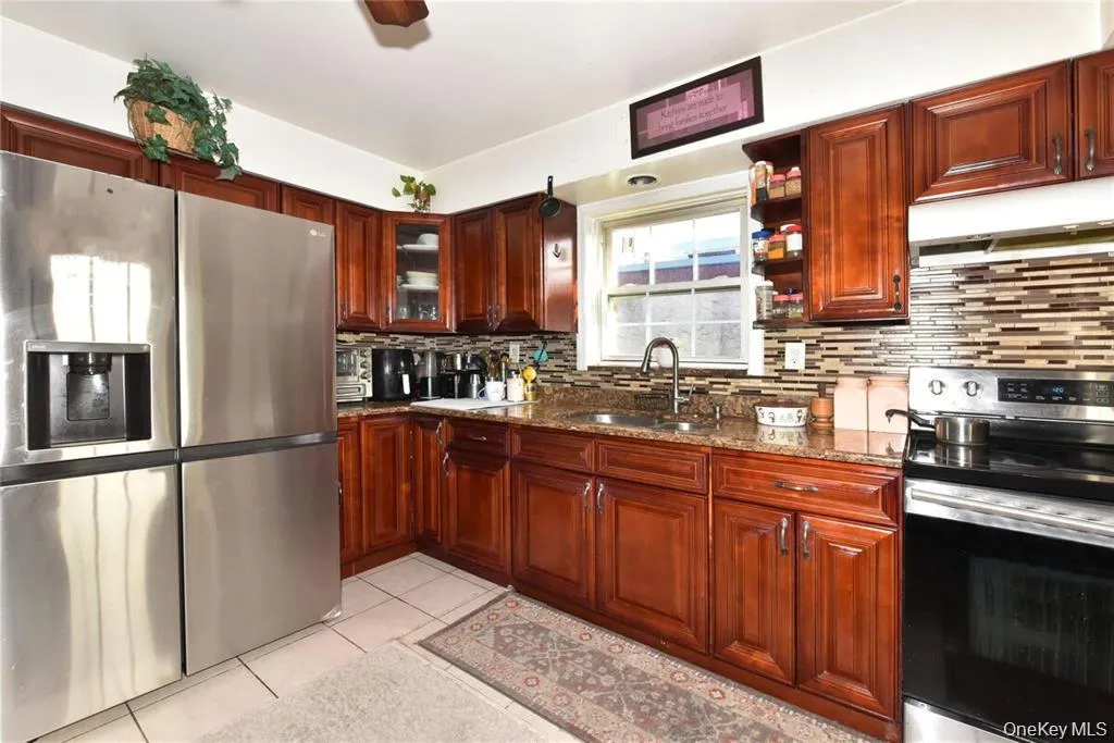 542 east meadow, Hempstead, NY, 3 Bedrooms Bedrooms, 4 Rooms Rooms,1 BathroomBathrooms,Residential Lease,For Rent,east meadow,0,1002451 542 east meadow, Hempstead, NY, 3 Bedrooms Bedrooms, 4 Rooms Rooms,1 BathroomBathrooms,Residential Lease,For Rent,east meadow,0,1002451
