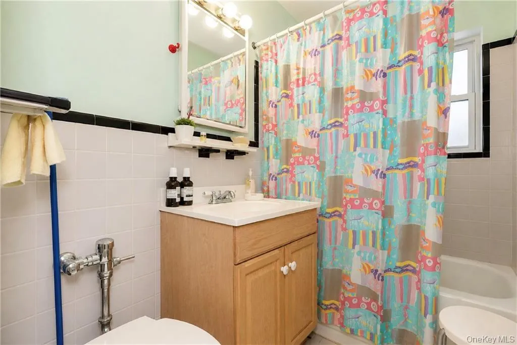 701 Gerald Court, New York, NY, 1 Bedroom Bedrooms, 3 Rooms Rooms,1 BathroomBathrooms,Residential,For Rent,Gerald,0,1002455 701 Gerald Court, New York, NY, 1 Bedroom Bedrooms, 3 Rooms Rooms,1 BathroomBathrooms,Residential,For Rent,Gerald,0,1002455