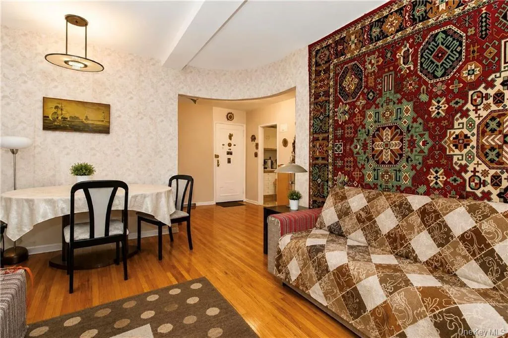 701 Gerald Court, New York, NY, 1 Bedroom Bedrooms, 3 Rooms Rooms,1 BathroomBathrooms,Residential,For Rent,Gerald,0,1002455 701 Gerald Court, New York, NY, 1 Bedroom Bedrooms, 3 Rooms Rooms,1 BathroomBathrooms,Residential,For Rent,Gerald,0,1002455