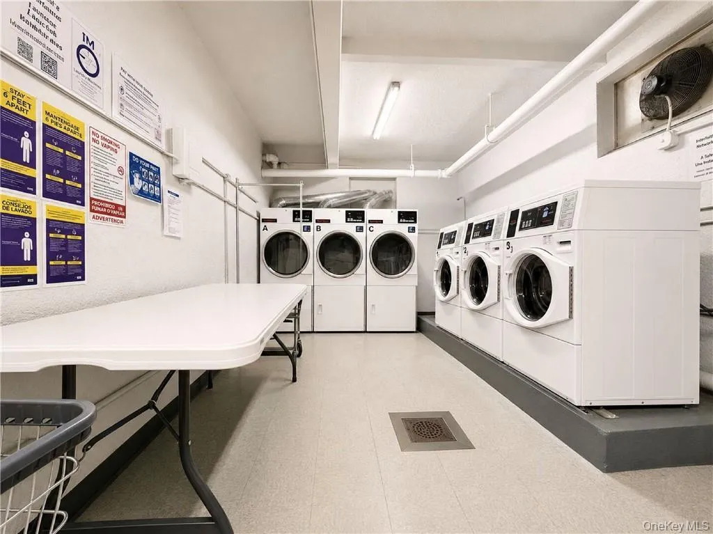 701 Gerald Court, New York, NY, 1 Bedroom Bedrooms, 3 Rooms Rooms,1 BathroomBathrooms,Residential,For Rent,Gerald,0,1002455 701 Gerald Court, New York, NY, 1 Bedroom Bedrooms, 3 Rooms Rooms,1 BathroomBathrooms,Residential,For Rent,Gerald,0,1002455