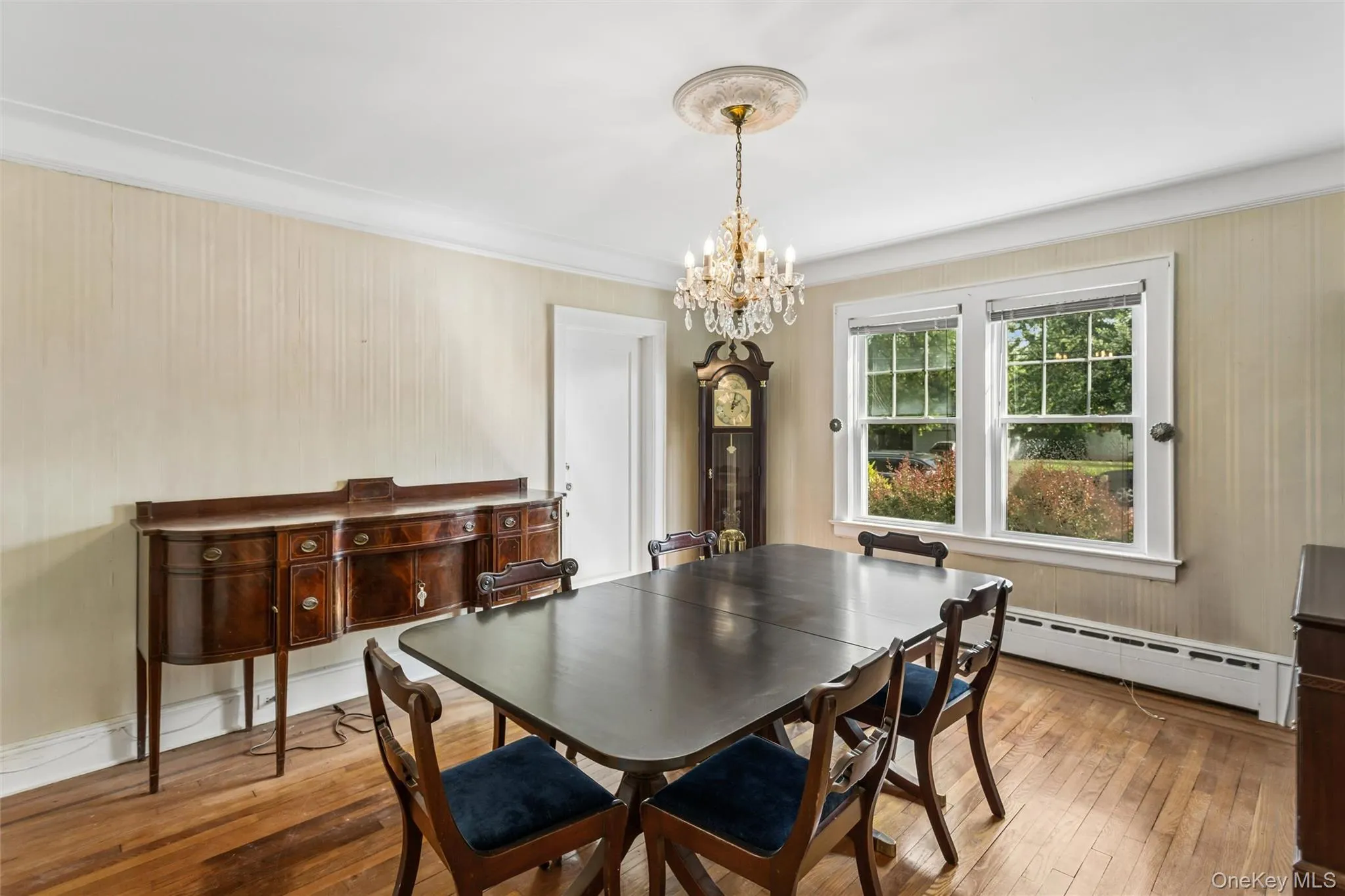50 Roxbury Road, Hempstead, NY, 5 Bedrooms Bedrooms, 10 Rooms Rooms,2 BathroomsBathrooms,Residential,For Rent,Roxbury,0,1002461 50 Roxbury Road, Hempstead, NY, 5 Bedrooms Bedrooms, 10 Rooms Rooms,2 BathroomsBathrooms,Residential,For Rent,Roxbury,0,1002461