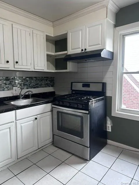 3 Flint Ave, Hempstead, NY, 2 Bedrooms Bedrooms, 5 Rooms Rooms,1 BathroomBathrooms,Residential Lease,For Rent,Ave,0,1002462 3 Flint Ave, Hempstead, NY, 2 Bedrooms Bedrooms, 5 Rooms Rooms,1 BathroomBathrooms,Residential Lease,For Rent,Ave,0,1002462
