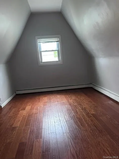 3 Flint Ave, Hempstead, NY, 2 Bedrooms Bedrooms, 5 Rooms Rooms,1 BathroomBathrooms,Residential Lease,For Rent,Ave,0,1002462 3 Flint Ave, Hempstead, NY, 2 Bedrooms Bedrooms, 5 Rooms Rooms,1 BathroomBathrooms,Residential Lease,For Rent,Ave,0,1002462