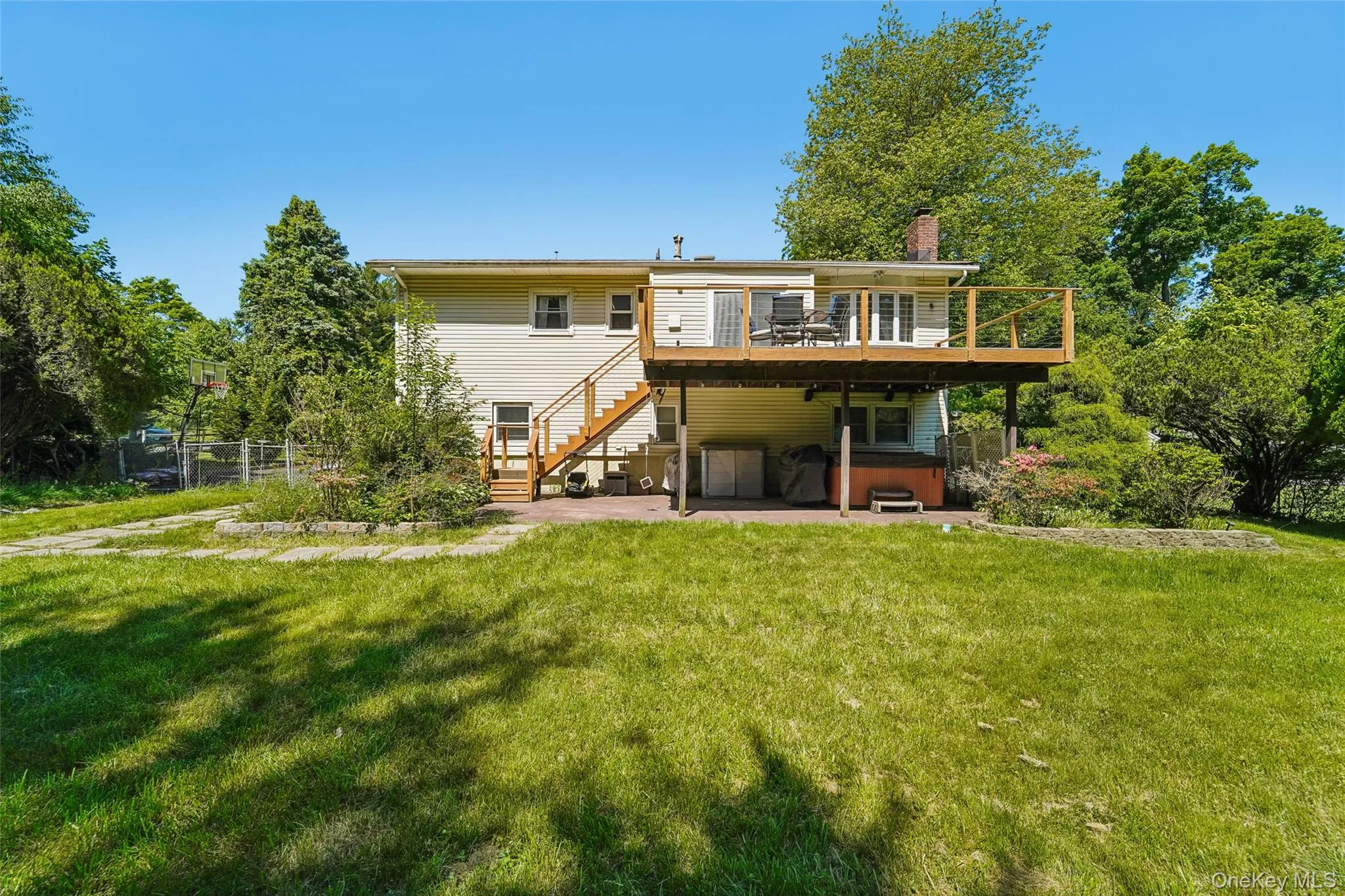 3 Bittman Lane, Clarkstown, NY, 4 Bedrooms Bedrooms, 7 Rooms Rooms,1 BathroomBathrooms,Residential,For Rent,Bittman,0,1002464 3 Bittman Lane, Clarkstown, NY, 4 Bedrooms Bedrooms, 7 Rooms Rooms,1 BathroomBathrooms,Residential,For Rent,Bittman,0,1002464