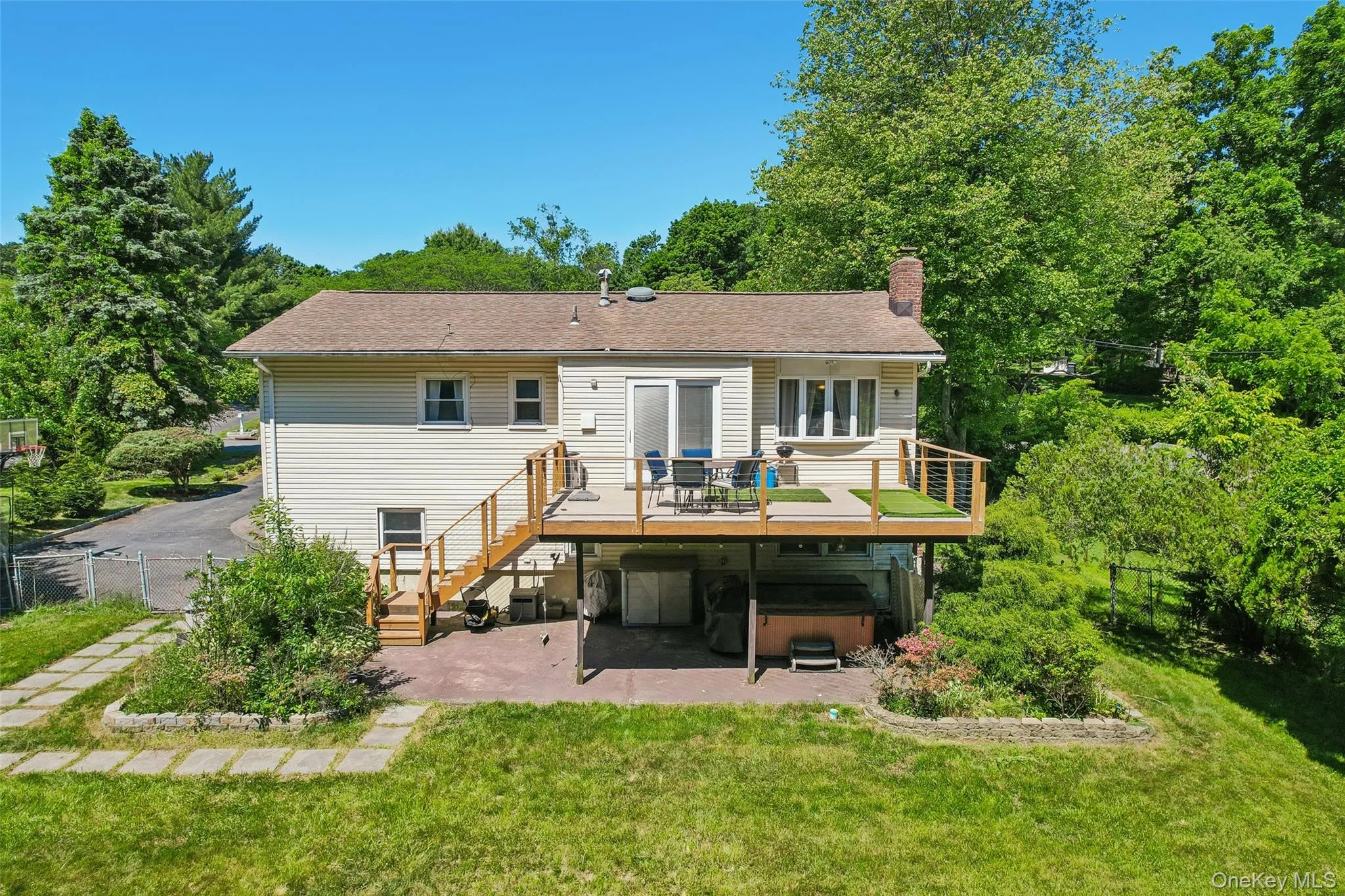 3 Bittman Lane, Clarkstown, NY, 4 Bedrooms Bedrooms, 7 Rooms Rooms,1 BathroomBathrooms,Residential,For Rent,Bittman,0,1002464 3 Bittman Lane, Clarkstown, NY, 4 Bedrooms Bedrooms, 7 Rooms Rooms,1 BathroomBathrooms,Residential,For Rent,Bittman,0,1002464