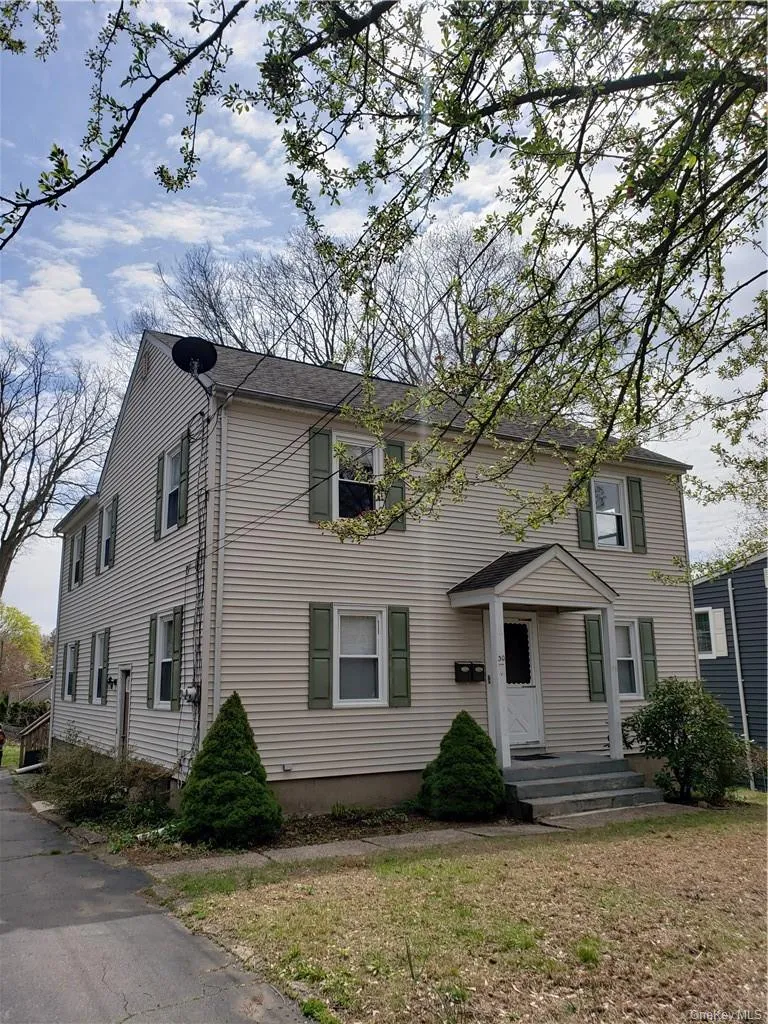 30 George Avenue, Orangetown, NY, 2 Bedrooms Bedrooms, 5 Rooms Rooms,1 BathroomBathrooms,Residential Lease,For Rent,George,0,1002471 30 George Avenue, Orangetown, NY, 2 Bedrooms Bedrooms, 5 Rooms Rooms,1 BathroomBathrooms,Residential Lease,For Rent,George,0,1002471