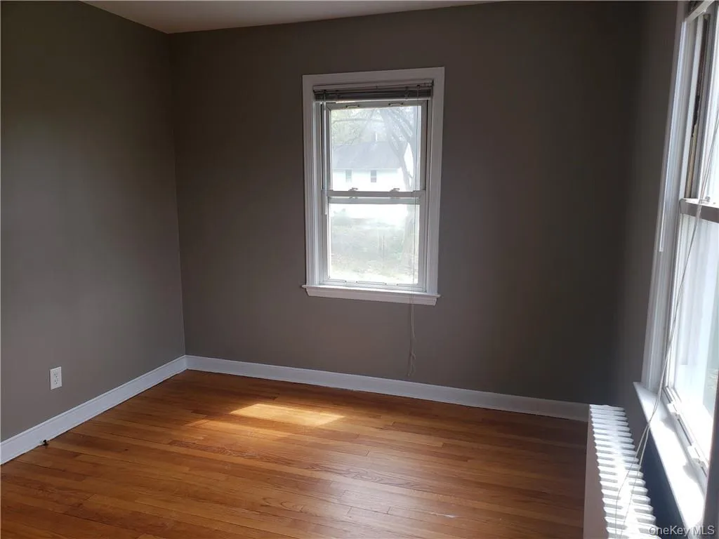 30 George Avenue, Orangetown, NY, 2 Bedrooms Bedrooms, 5 Rooms Rooms,1 BathroomBathrooms,Residential Lease,For Rent,George,0,1002471 30 George Avenue, Orangetown, NY, 2 Bedrooms Bedrooms, 5 Rooms Rooms,1 BathroomBathrooms,Residential Lease,For Rent,George,0,1002471