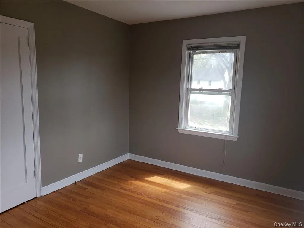 30 George Avenue, Orangetown, NY, 2 Bedrooms Bedrooms, 5 Rooms Rooms,1 BathroomBathrooms,Residential Lease,For Rent,George,0,1002471 30 George Avenue, Orangetown, NY, 2 Bedrooms Bedrooms, 5 Rooms Rooms,1 BathroomBathrooms,Residential Lease,For Rent,George,0,1002471