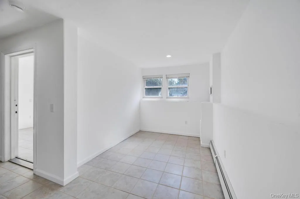 20 Handsome Avenue, Brookhaven, NY, 3 Bedrooms Bedrooms, 5 Rooms Rooms,1 BathroomBathrooms,Residential Lease,For Rent,Handsome,0,1002474 20 Handsome Avenue, Brookhaven, NY, 3 Bedrooms Bedrooms, 5 Rooms Rooms,1 BathroomBathrooms,Residential Lease,For Rent,Handsome,0,1002474