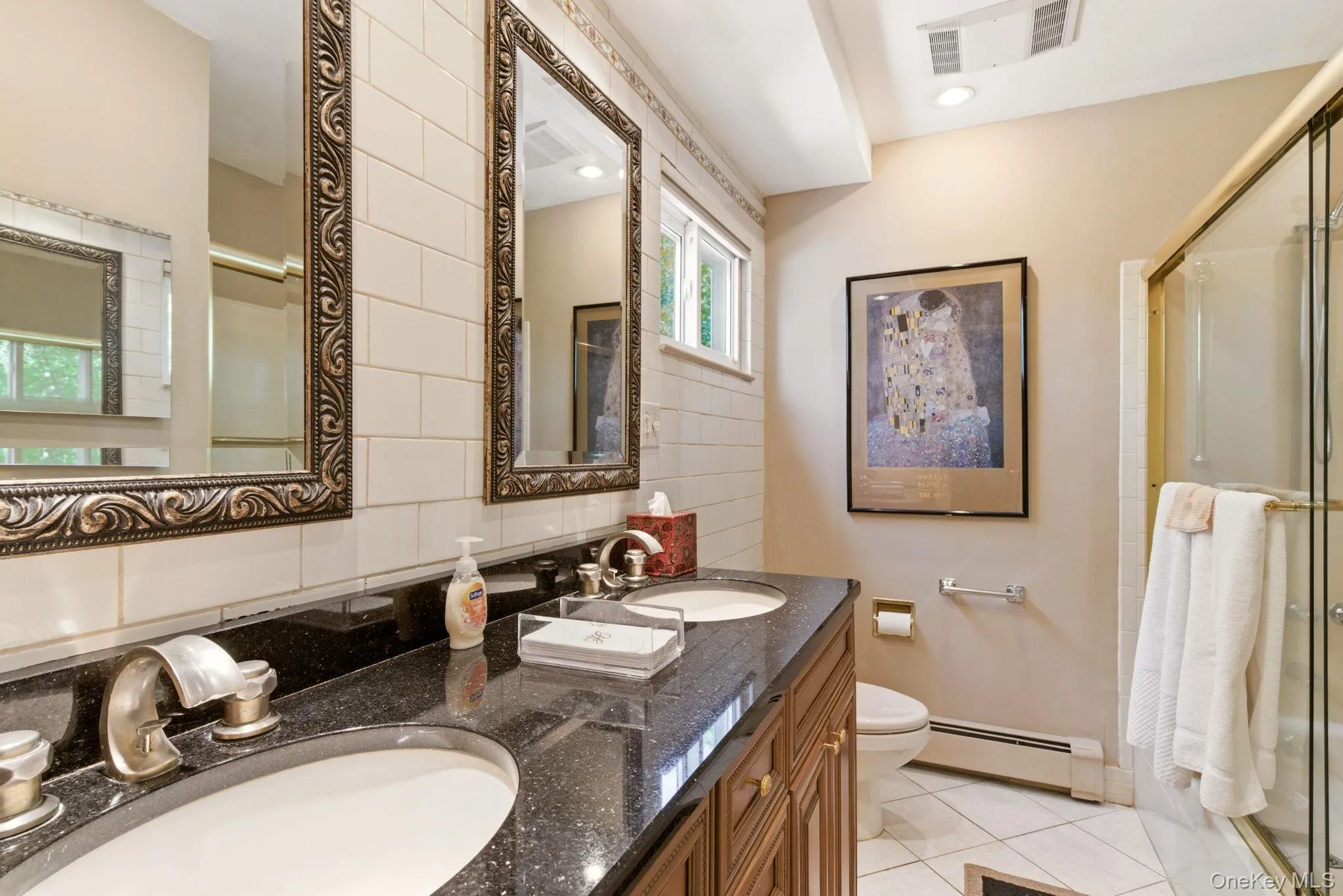 Double Sink -Tub Double Sink -Tub