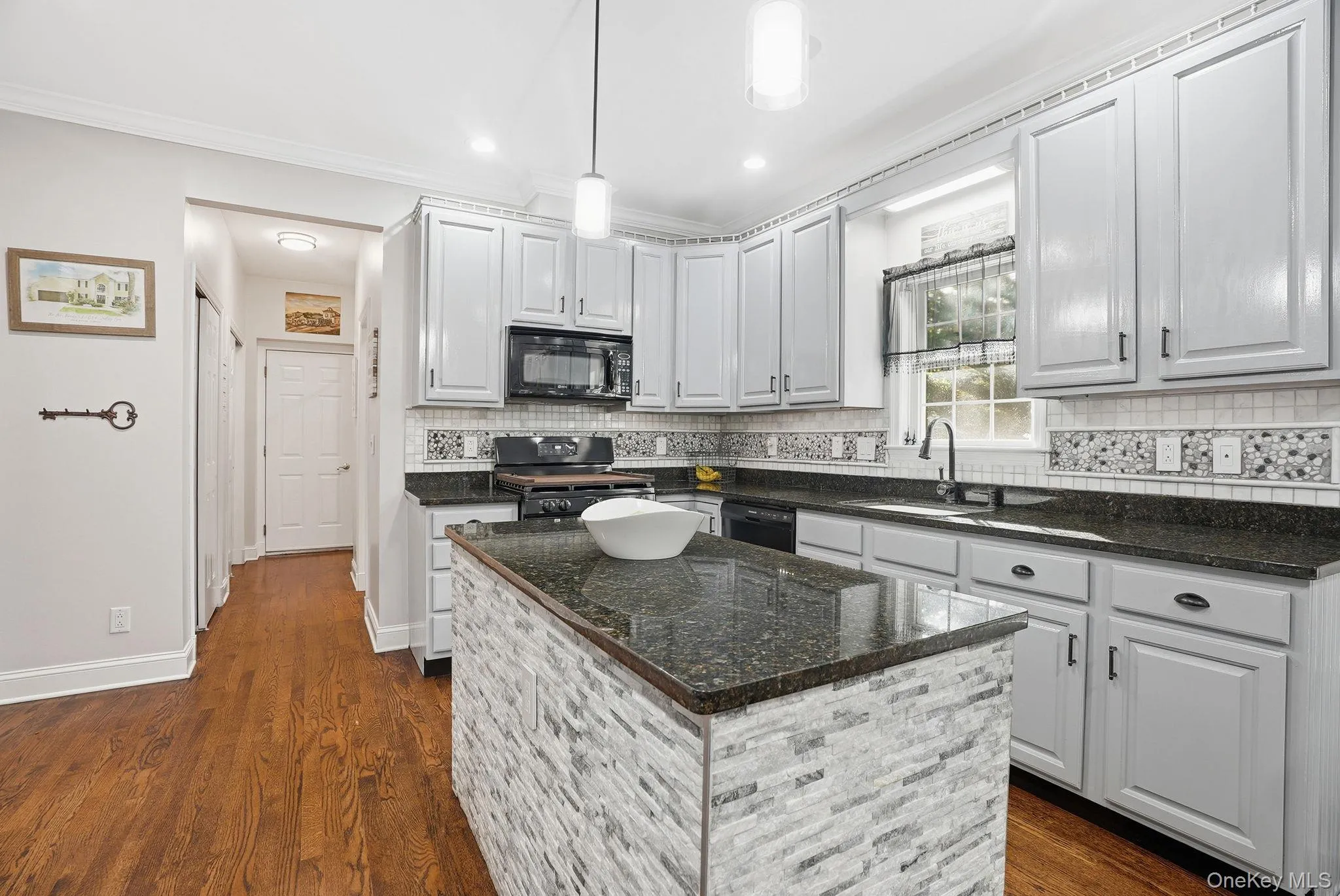 1 Donahue Court, Cortlandt, NY, 4 Bedrooms Bedrooms, 12 Rooms Rooms,2 BathroomsBathrooms,Residential,For Rent,Donahue,0,1002480 1 Donahue Court, Cortlandt, NY, 4 Bedrooms Bedrooms, 12 Rooms Rooms,2 BathroomsBathrooms,Residential,For Rent,Donahue,0,1002480