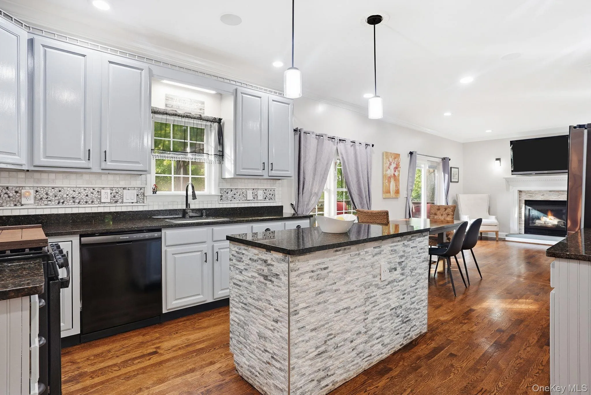1 Donahue Court, Cortlandt, NY, 4 Bedrooms Bedrooms, 12 Rooms Rooms,2 BathroomsBathrooms,Residential,For Rent,Donahue,0,1002480 1 Donahue Court, Cortlandt, NY, 4 Bedrooms Bedrooms, 12 Rooms Rooms,2 BathroomsBathrooms,Residential,For Rent,Donahue,0,1002480