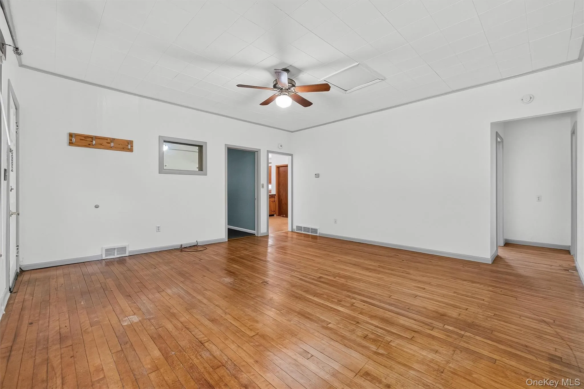 4 Montgomery Road, Highlands, NY, 2 Bedrooms Bedrooms, 4 Rooms Rooms,1 BathroomBathrooms,Residential Lease,For Rent,Montgomery,0,1002484 4 Montgomery Road, Highlands, NY, 2 Bedrooms Bedrooms, 4 Rooms Rooms,1 BathroomBathrooms,Residential Lease,For Rent,Montgomery,0,1002484