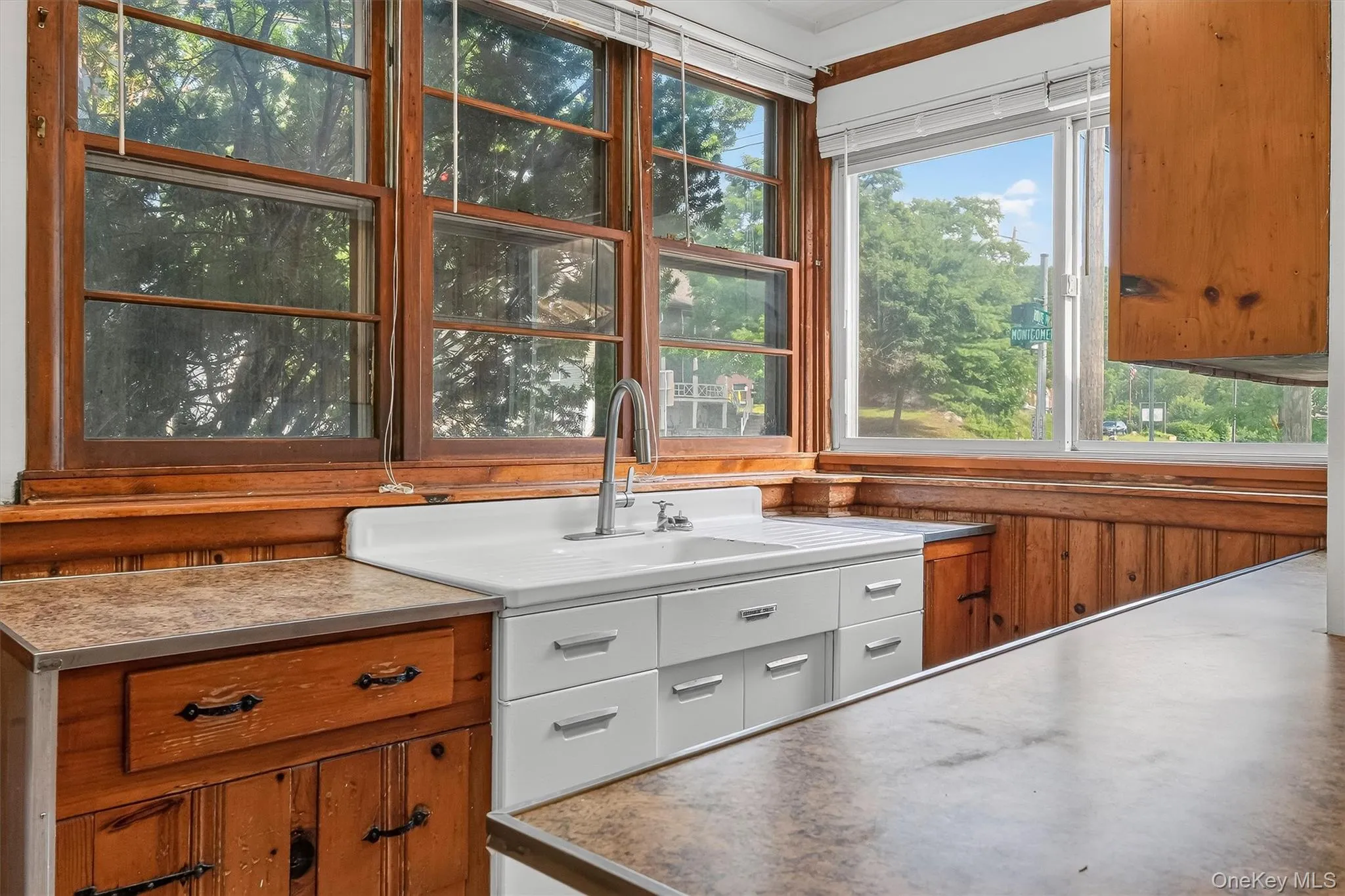 4 Montgomery Road, Highlands, NY, 2 Bedrooms Bedrooms, 4 Rooms Rooms,1 BathroomBathrooms,Residential Lease,For Rent,Montgomery,0,1002484 4 Montgomery Road, Highlands, NY, 2 Bedrooms Bedrooms, 4 Rooms Rooms,1 BathroomBathrooms,Residential Lease,For Rent,Montgomery,0,1002484