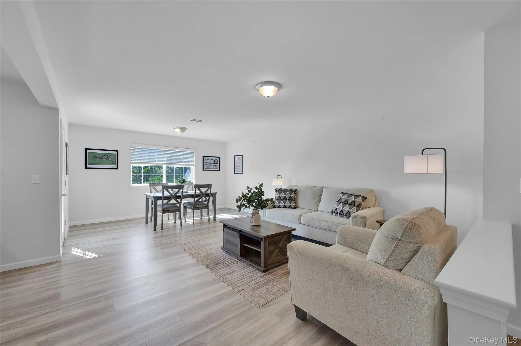 206 Golf Links Road, Middletown, NY, 2 Bedrooms Bedrooms, 6 Rooms Rooms,2 BathroomsBathrooms,Residential Lease,For Rent,Golf Links,0,1002486 206 Golf Links Road, Middletown, NY, 2 Bedrooms Bedrooms, 6 Rooms Rooms,2 BathroomsBathrooms,Residential Lease,For Rent,Golf Links,0,1002486