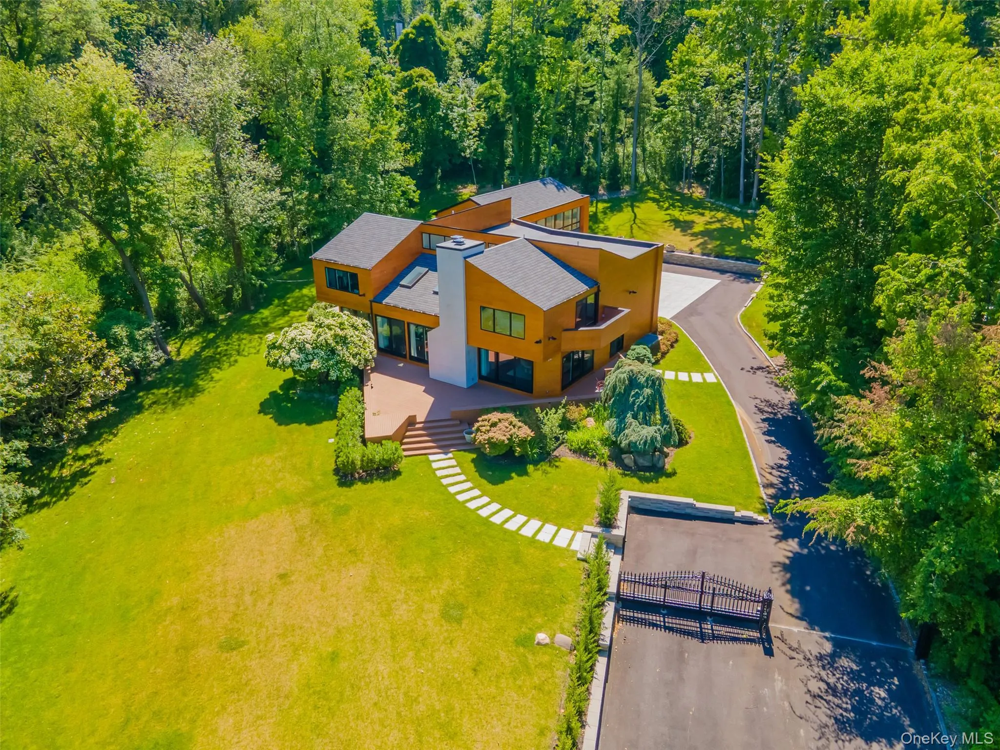 369 Shore Road, North Hempstead, NY, 7 Bedrooms Bedrooms, 12 Rooms Rooms,6 BathroomsBathrooms,Residential,For Rent,Shore,0,1002487 369 Shore Road, North Hempstead, NY, 7 Bedrooms Bedrooms, 12 Rooms Rooms,6 BathroomsBathrooms,Residential,For Rent,Shore,0,1002487